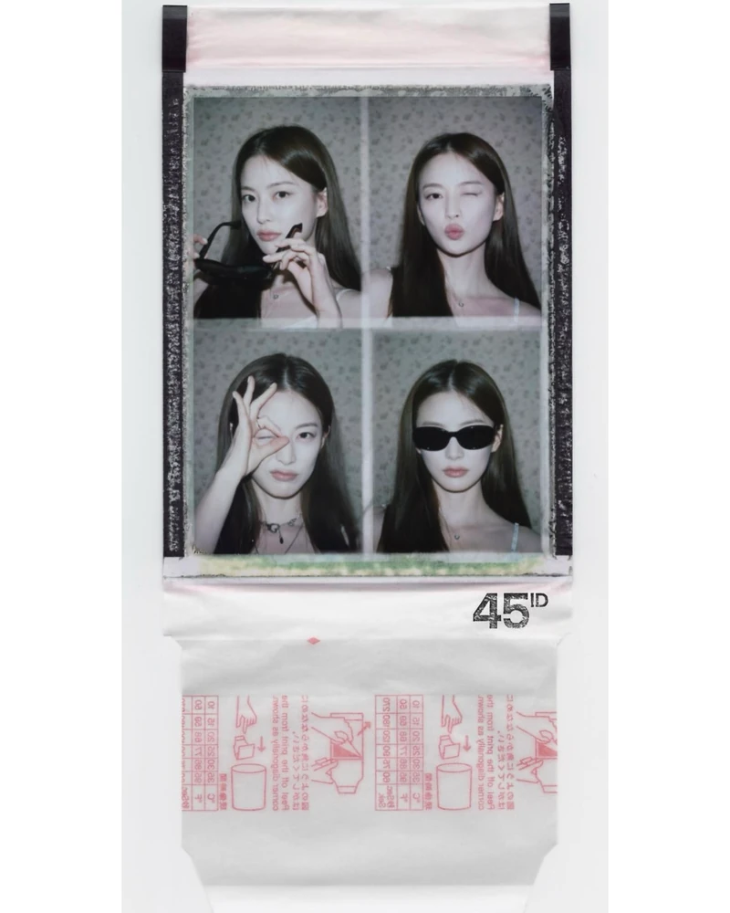 혼자도 둘이도 예쁘게 찍는 법🔎
사진 찍을 때 어색한 사람? 이것만 참고해서 찍자📸🤍 이미지8