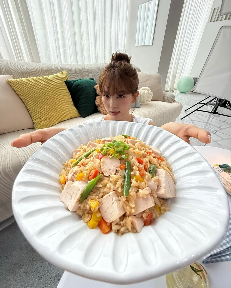 뚝딱이를 위한 사진 꿀팁🍽️
음식 사진도 구도가 중요해요🍟🤍
이미지6