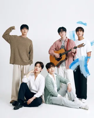 5월, 서웊숲에서 즐기는 무료 공연🎹
멜로망스, 10cm, 이무진, 적재까지?
2026 서울가든페스티벌이 5월 16일부터 6월 6일까지 매주 토요일과 일요일에 진행됩니다. 해당 공연은 서울숲 야외무대에서 무료로 관람할 수 있는데요. 이날치, 악단광칠, 이무진, 10cm, 적재, 멜로망스 등 라인업이 화려합니다.
5월 16, 17, 23, 30일 그리고 6월 6일 총 5회에 걸쳐 진행되는 이번 공연은 '서울특별시 공공서비스예약' 홈페이지를 통해 신청 할 수 있습니다. 한편 사전예약은 1주차 5월 1일 오전 10시부터, 2~4주차 5월 8일 오전 10시부터 선착순 신청 가능하며, 공연별 예약 가능 인원은 500명부터 200명까지 제한되어 있습니다. 이미지