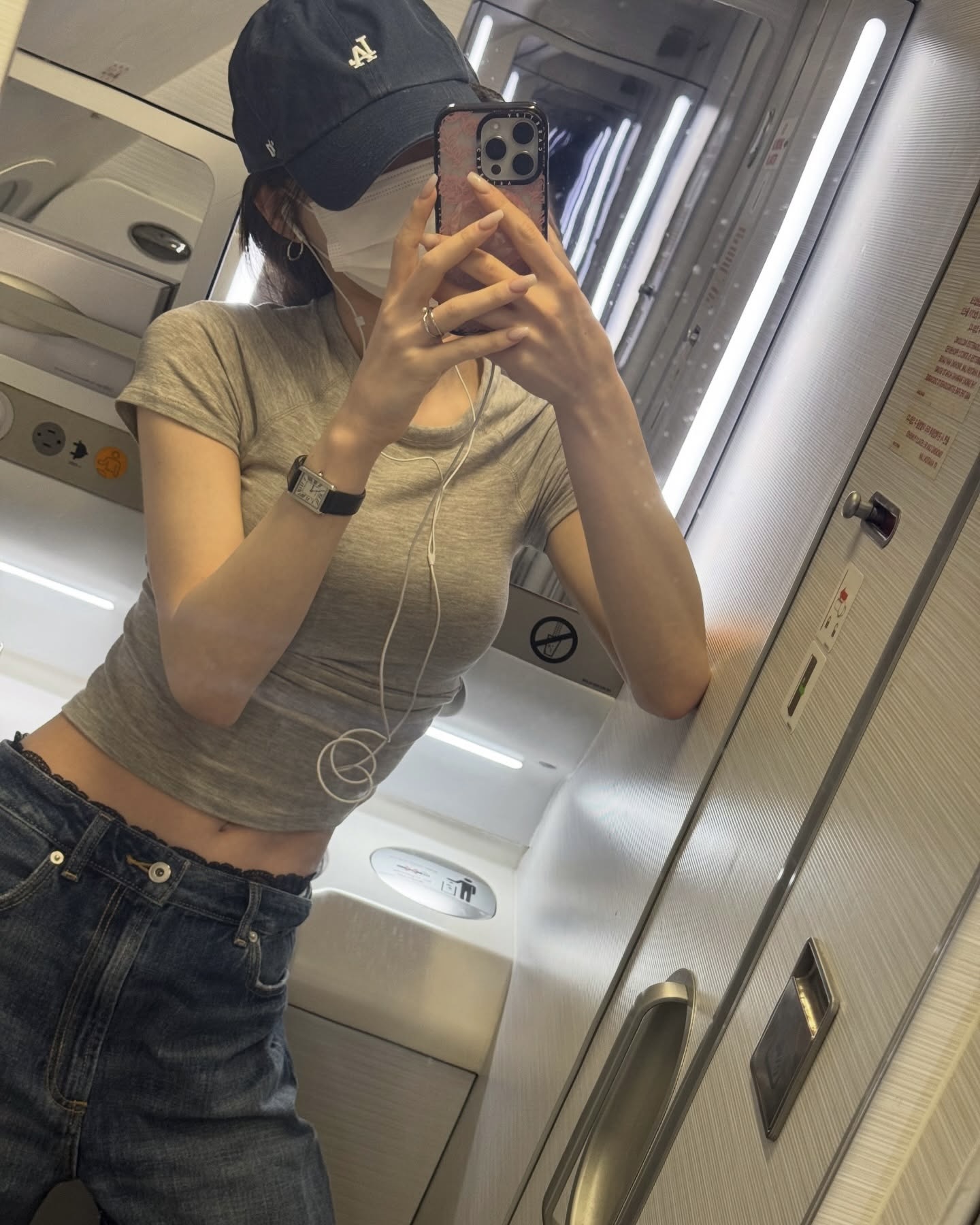 연관 토픽 이미지