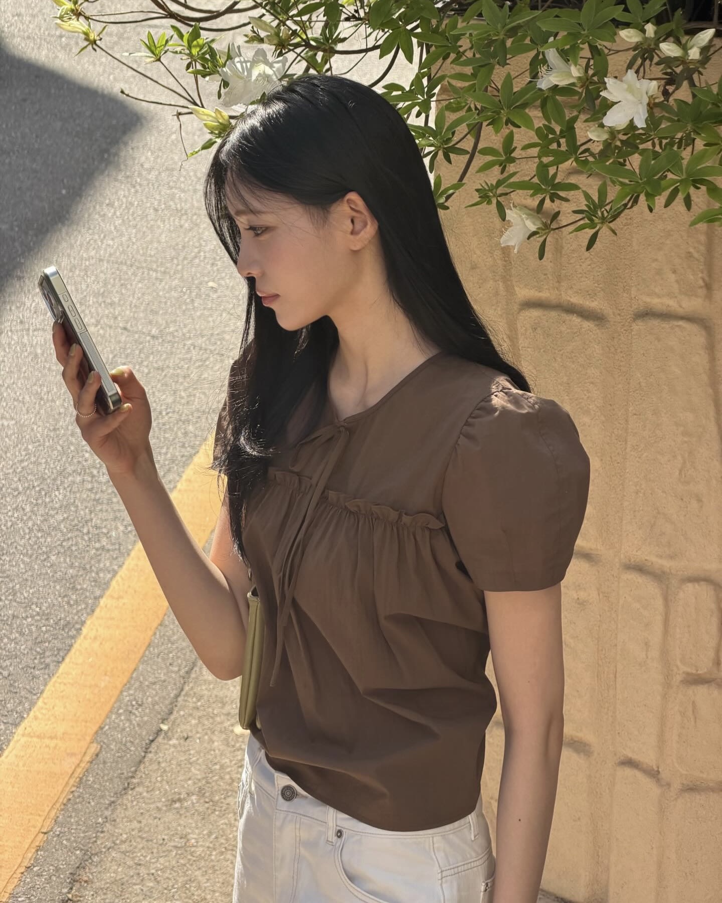 블라우스 하나로 청순해지기🦢
봄여름에 빠질 수 없는 블라우스🩷🫧 이미지2