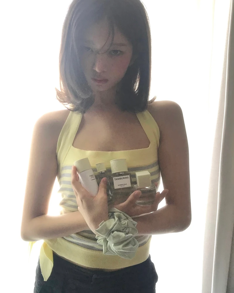 어깨 예뻐 보이는 홀터넥 코디👀
입자마자 시선 집중되는 여름 스타일링🪽✨ 이미지5