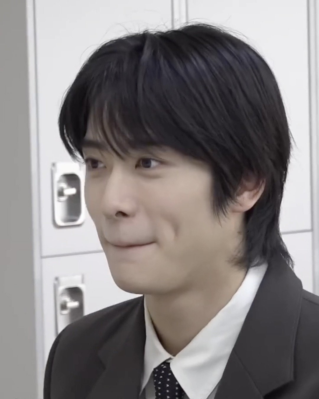 NCT 재현 팬콘 투어 개최🫰🏻
재현아, 전역하자마자 선물 고마워🎁
NCT 재현이 6월 6일과 7일 서울 잠실실내체육관에서 팬콘 투어 ‘Mono’를 개최합니다. 이번 팬콘 투어는 서울을 시작으로 마카오, 자카르타, 방콕, 타이베이 등 아시아 5개 지역에서 진행되며, 2024년 ‘Mute’ 이후 약 1년 8개월 만의 새 공연입니다. 서울 공연 티켓은 멜론에서 오는 11일 오후 8시 팬클럽 선예매를 시작으로 12일 오후 8시에는 일반 예매를 통해 구매 가능합니다. 이미지