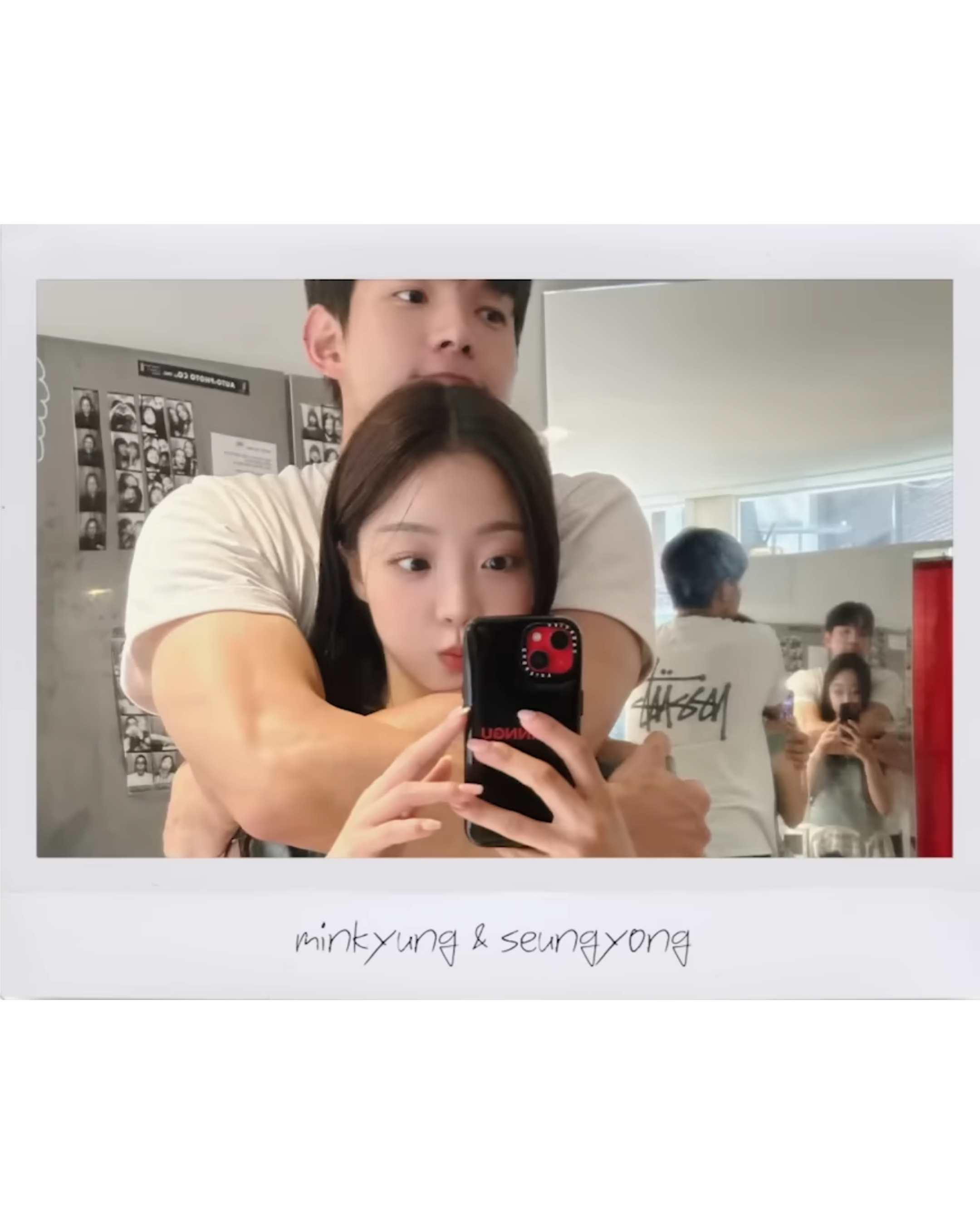 환연4, 민경 ❤️ 승용 열애 공개
저희 밖에서 데이트 해도 될까요?👩❤️👨
<환승연애4>에 출연했던 곽민경과 신승용이 현커 사실을 전했습니다. 곽민경은 개인 유튜브 채널을 통해 전하고 싶은 이야기를 있다며 승용과의 열애 사실을 공개했는데요. 자세한 이야기는 민와와 유튜브 채널에서 확인 가능합니다. 이미지5
