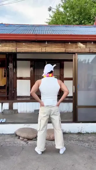 숨은 버전 있었네??✈️비행기 이준
어디서든 내꺼 만들기💪💐한해 & 문세윤 비행기도 작두를 타시네 이미지