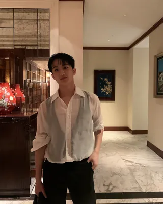 마크, 위버스 커뮤니티 오픈🎉
오늘 마크의 공식 팬 커뮤니티가 위버스에 오픈했습니다. 이제 위버스에서 마크와 소통하며 다양한 소식을 만나볼 수 있는데요. 마크에게 첫인사를 보내보세요! 이미지