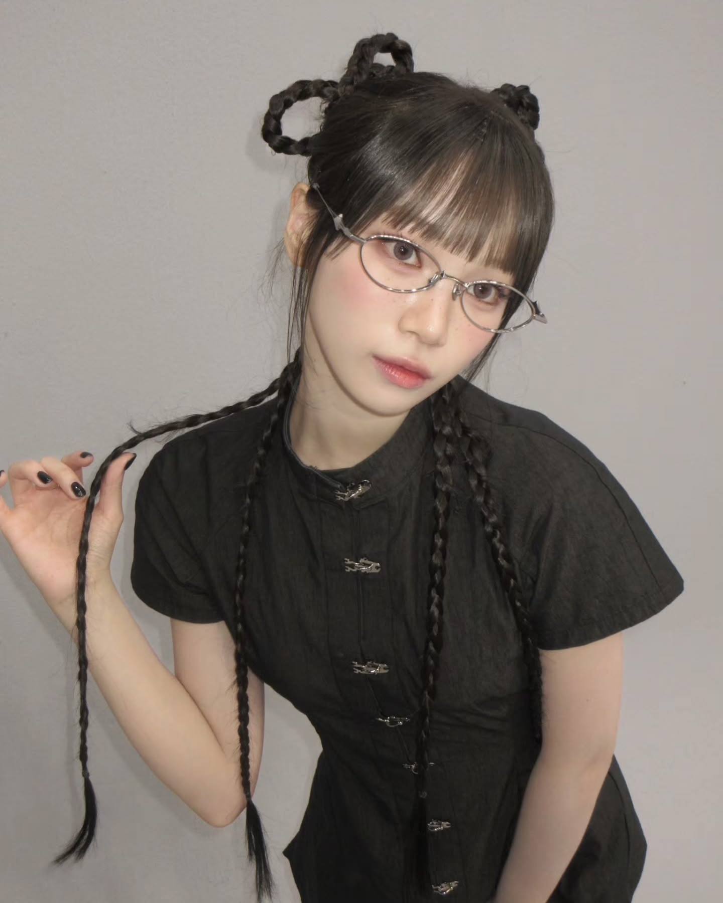 컬러 하나만으로도 충분해👀
네일 뭐 할지 모르겠다면 원 컬러로 가자💅🤍 이미지7