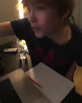 데뷔 전부터 궁금해지는 WAYF BOYS 🖤
코르티스 롱샷 다음은 너네야?👀
최근 인스타그램에서 빠르게 관심을 모으고 있는 프리데뷔 보이그룹 WAYF BOYS. 신생 레이블 WAYF 소속의 5인조 그룹으로, 공개된 멤버는 앤드류, 라이언, 앤더슨, 이준명, 사무엘입니다.
특히 앤드류와 라이언은 <보이즈 II 플래닛> 출신으로 먼저 얼굴을 알린 멤버들인데요. 연습실 영상과 아카펠라 커버가 팬들 사이에서 퍼지며 데뷔 전부터 궁금증을 키우고 있습니다. 느좋 남돌 다음은 WAYF BOYS가 될지도 몰라요..🖤 이미지