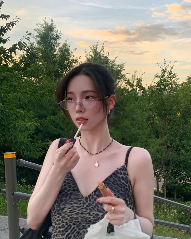 연관 토픽 이미지