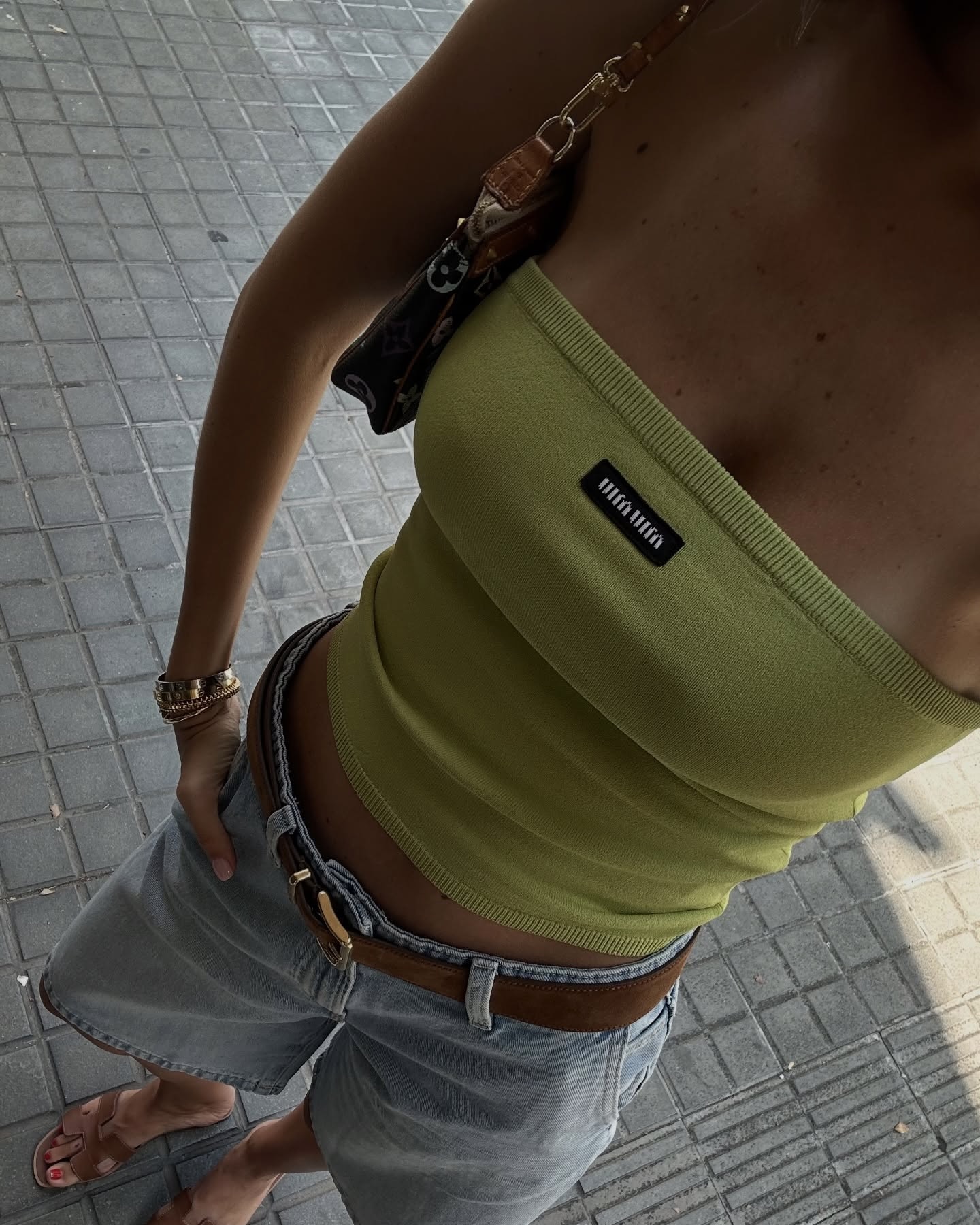 여름엔 팔목이 심심하면 안 돼🙅🏻♀️
포인트 주기 좋은 러브팔찌부터 앵끌루까지💛🌟 레이어링 하자 이미지5