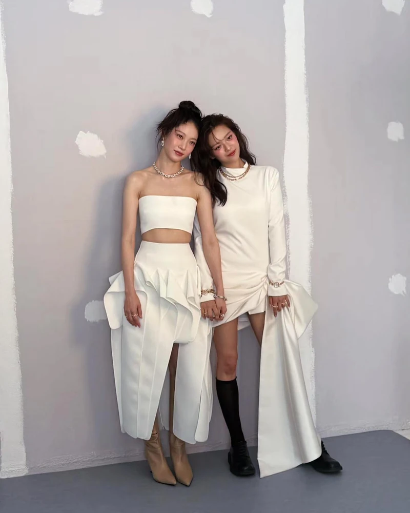 동생 정연이 올린 추가 자매컷🤍❤️
한 집에 이렇게 이쁜 사람이 둘이나…🥹 자매들도 부러워할 자매들 이미지2