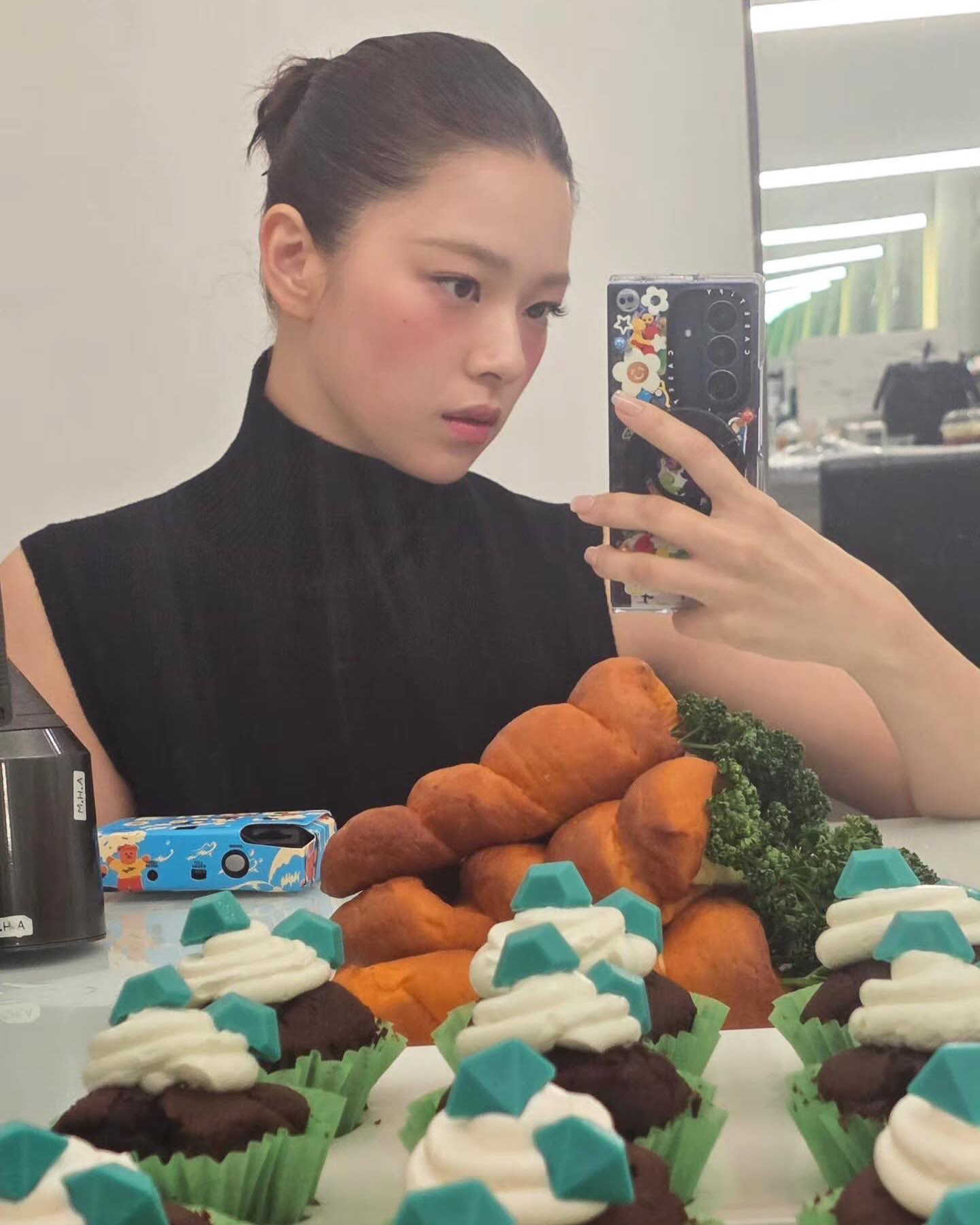 동생 정연이 올린 추가 자매컷🤍❤️
한 집에 이렇게 이쁜 사람이 둘이나…🥹 자매들도 부러워할 자매들 이미지4