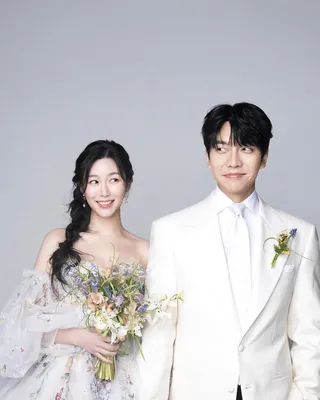 이승기❤️이다인 부부 둘째 출산 소식
산모와 아이 모두 건강👶🏻
이다인이 지난 7일, 둘째를 출산했다는 반가운 소식인데요. 산모와 아이 모두 아주 건강한 상태라고 합니다.
2023년 4월 웨딩마치를 올린 두 사람은 2024년 2월에 품에 안은 첫째 딸에 이어 이제는 어엿한 두 아이의 부모가 됐습니다! 이미지