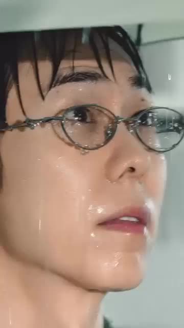 비도 오는데 로꼬 ‘축축’이나 듣자💦
장마철에 딱 맞춰 돌아온 로꼬. 이번 싱글에는 ‘축축 (demo)’와 ‘ㅠ (demo)’ 총 두 곡이 담겼습니다. 하루 종일 비가 내려 괜히 마음까지 축축해지는 날, 로꼬의 신곡과 함께 장마 감성을 즐겨보세요.☔️ 이미지
