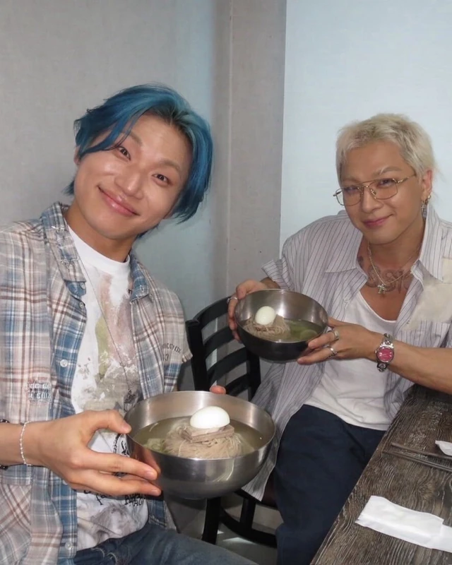 연관 토픽 이미지
