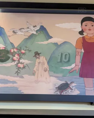 부국제 속 사랑방?!🍿넷플릭스 팝업 10일까지만 여는 부산 넷플릭스 사랑방☕ 선물도 받으러 빨리 가자! 부산국제영화제 기간, 영화의전당 건너편에 넷플릭스 '사랑방'이 열렸습니다. 2022년부터 매년 열리는 쉼터로, 올해는 10주년을 맞아 한옥 사랑방처럼 꾸몄어요. 키워드를 고르면 작품 속 명대사 카드가 나오고, 벽엔 넷플릭스에게 남기는 한마디가 빼곡합니다. 포토 스티커와 넷플릭스·10주년 스티커, 넷플네컷, N 컵 커피까지 즐겨 보세요. 인스타에 인증샷을 올리면 10주년 마그넷도 받을 수 있어요(소진 시 마감). 10일(토)엔 넷플릭스 캐릭터들의 '풍악대'가 부산 곳곳에 나타납니다. 📍 부산 해운대구 센텀서로 30 1층 센텀 뉴욕 커피 🕘 10/6(화)~10/10(토) 오전 9시~오후 6시, (토요일 오후 8시) 👀 명대사 카드·넷플릭스에 한마디·출품작 포토 스티커·넷플릭스·10주년 스티커·넷플네컷·작품 소품 이미지
