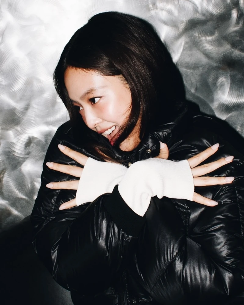 몽클레르 패딩🖤🤍우선 조끼부터
이번 몽클레르는🏔️ 헤리티지 버전 리아이콘부터 보세요 이미지1