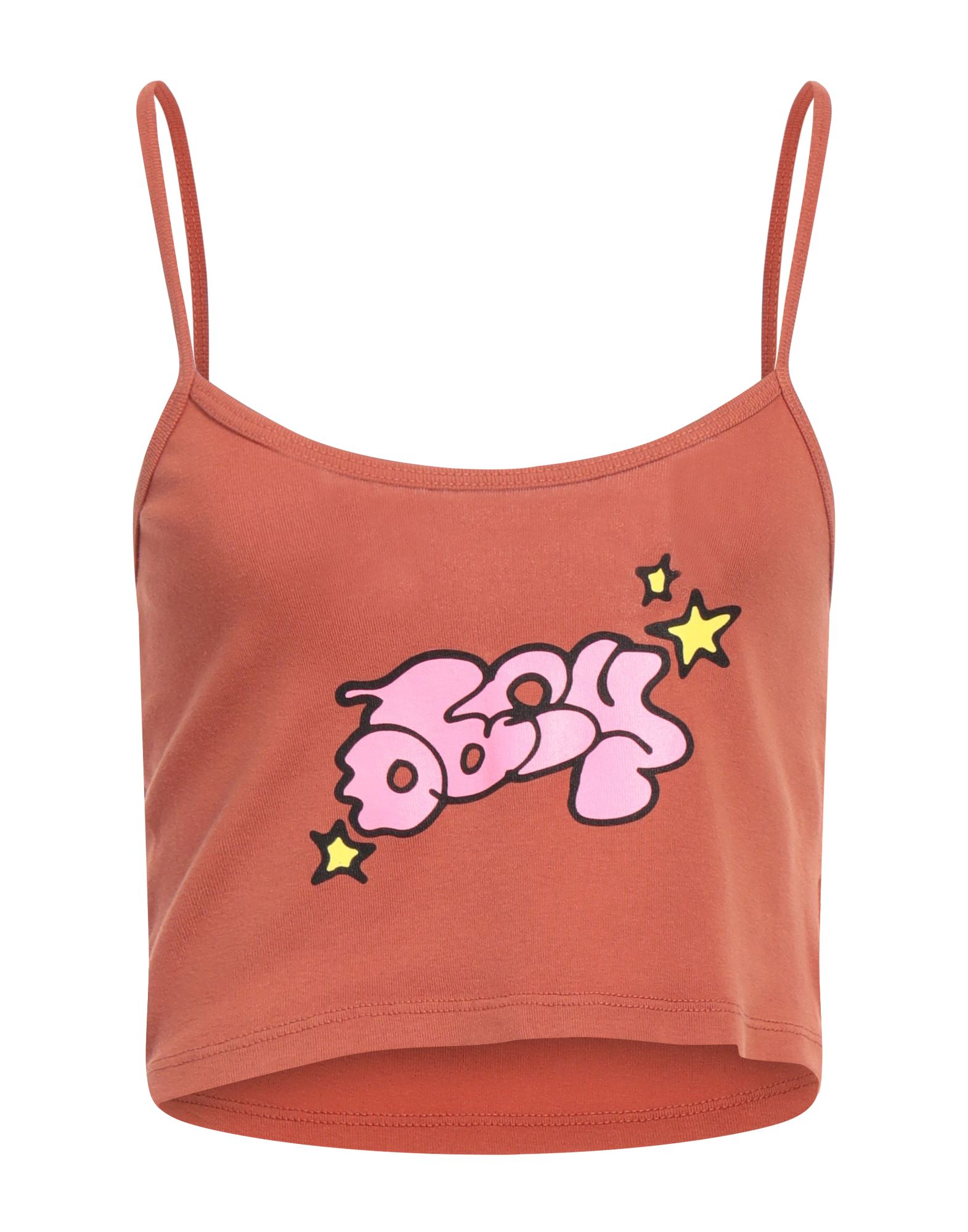 크롭 탑, 저지, 프린트 디테일 솔리드 컬러, 브랜드 로고, 와이드 네크라인, 슬리브리스. 이미지