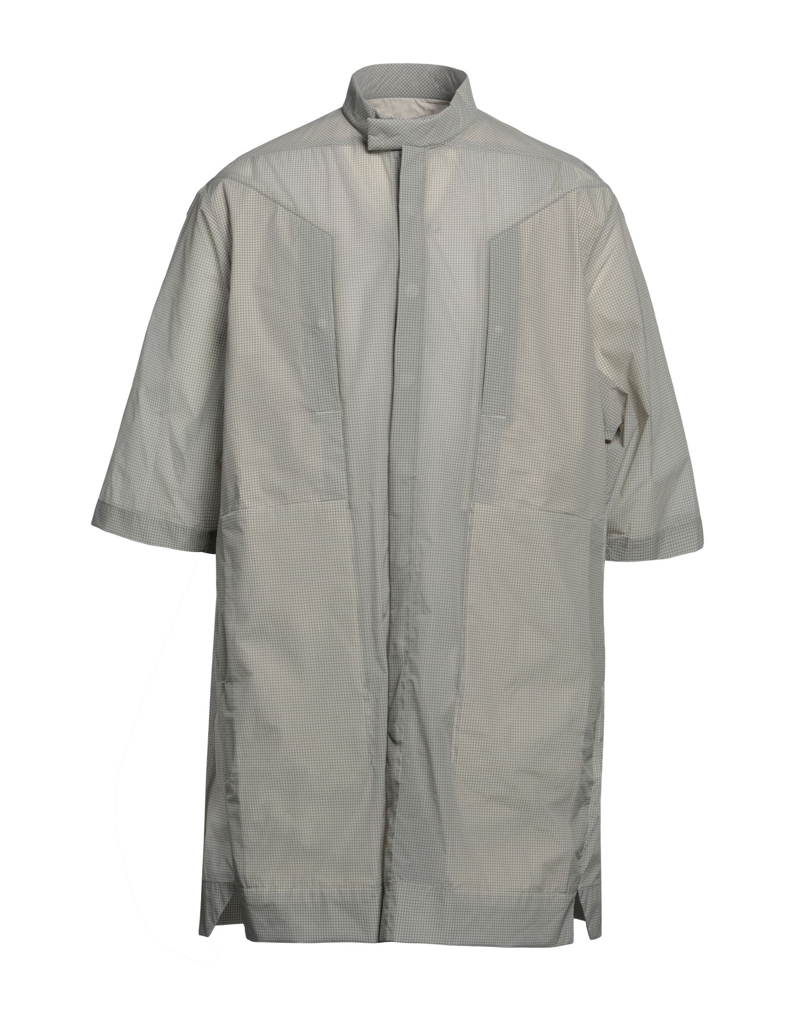 오버사이즈 셔츠, 테크니컬 패브릭, 체크, 장식 부착 없음, 스탠드 칼라, 쇼트 슬리브, 스냅버튼 여밈, 멀티 포켓. 이미지