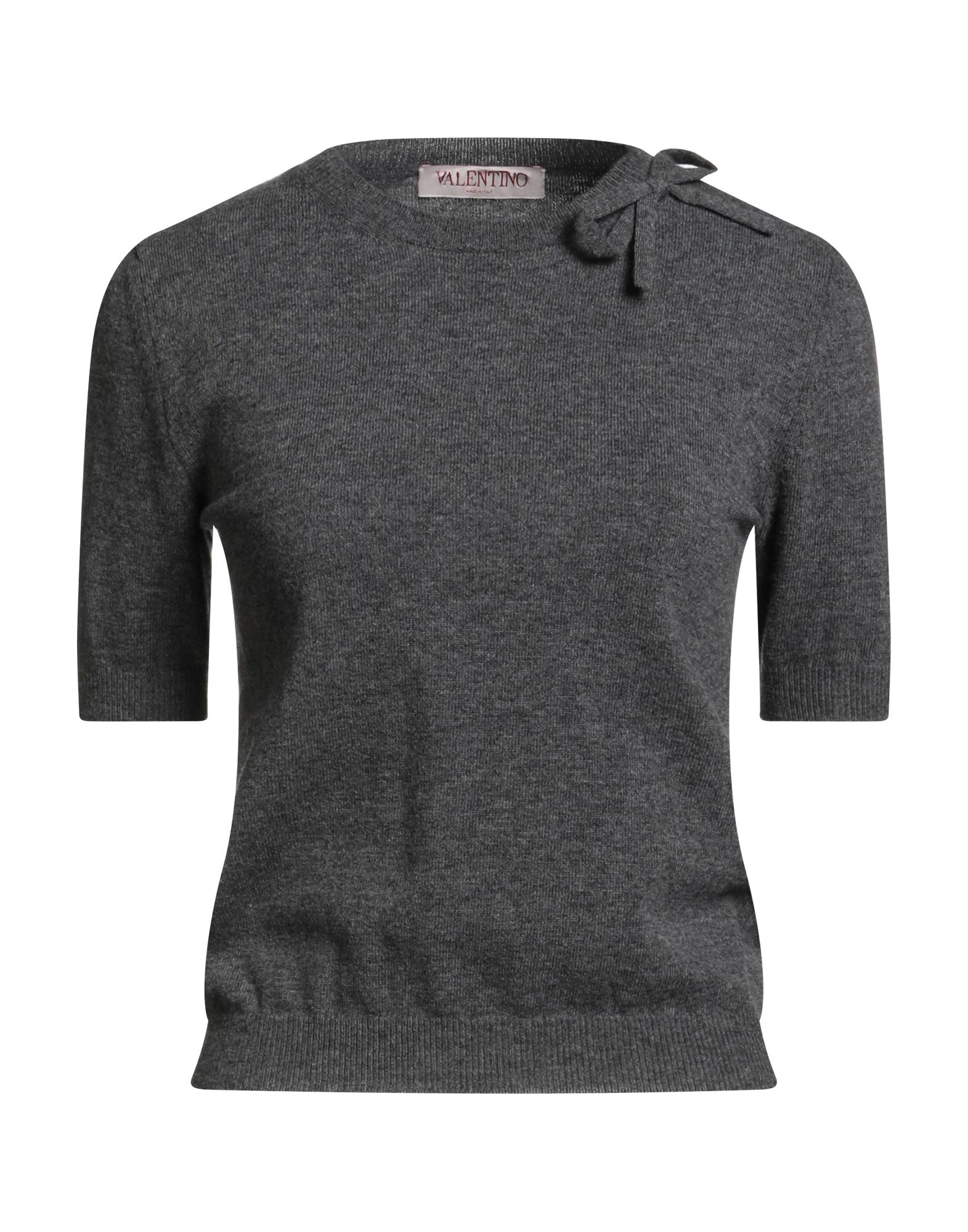 울, 라이트웨이트 니트, 보우 디테일, 멜란지, 크루넥, 쇼트 슬리브, 드라이클리닝, 표백 금지, 건조기 사용불가. 이미지