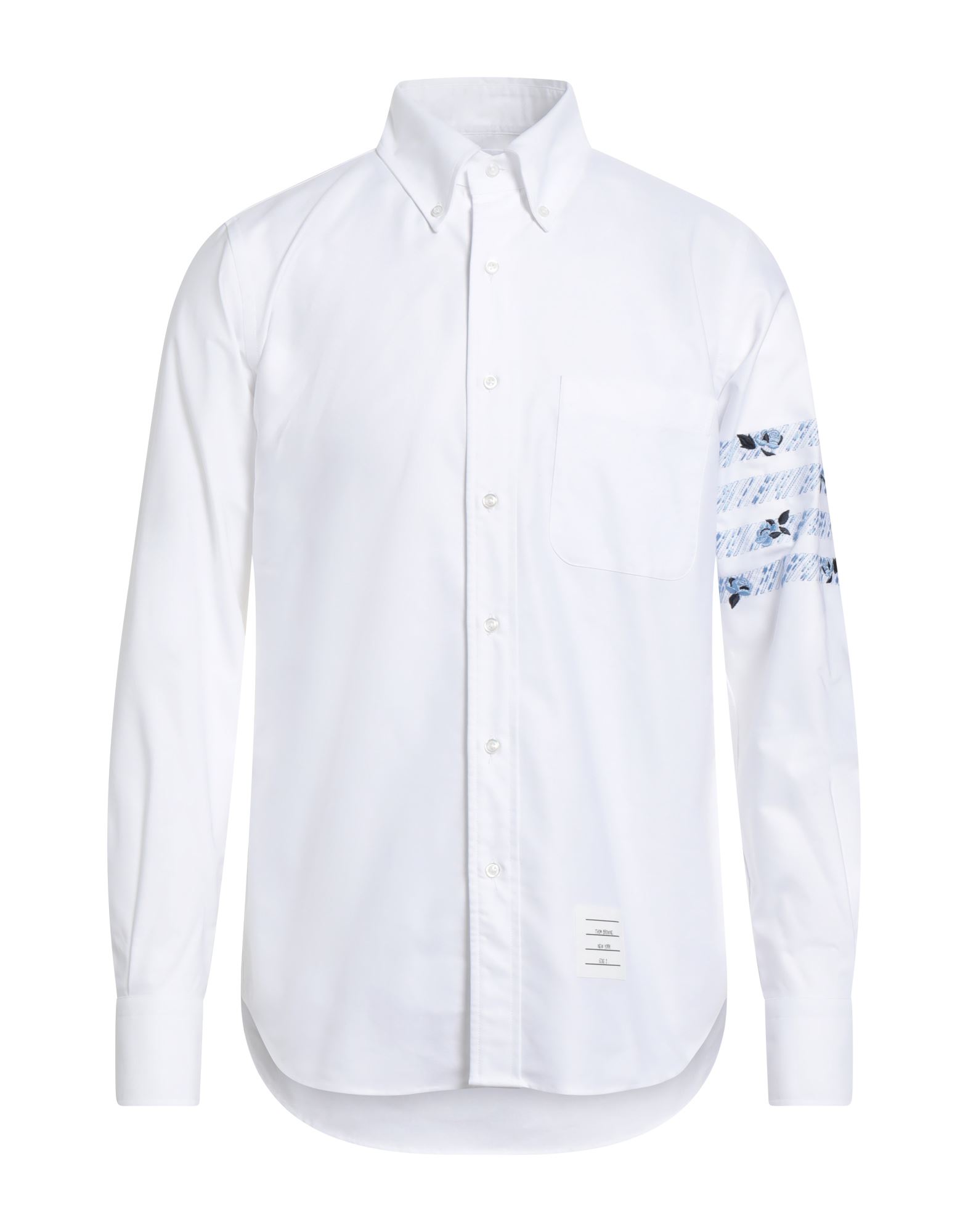 레귤러 셔츠, 우븐, 장식 디테일 솔리드 컬러, 자수 장식, 장식 효과, 버튼다운 칼라, 롱 슬리브, 버튼 여밈, 포켓 2개, 세탁기 세탁 또는 드라이클리닝, 표백 금지, 건조기 사용불가. 이미지