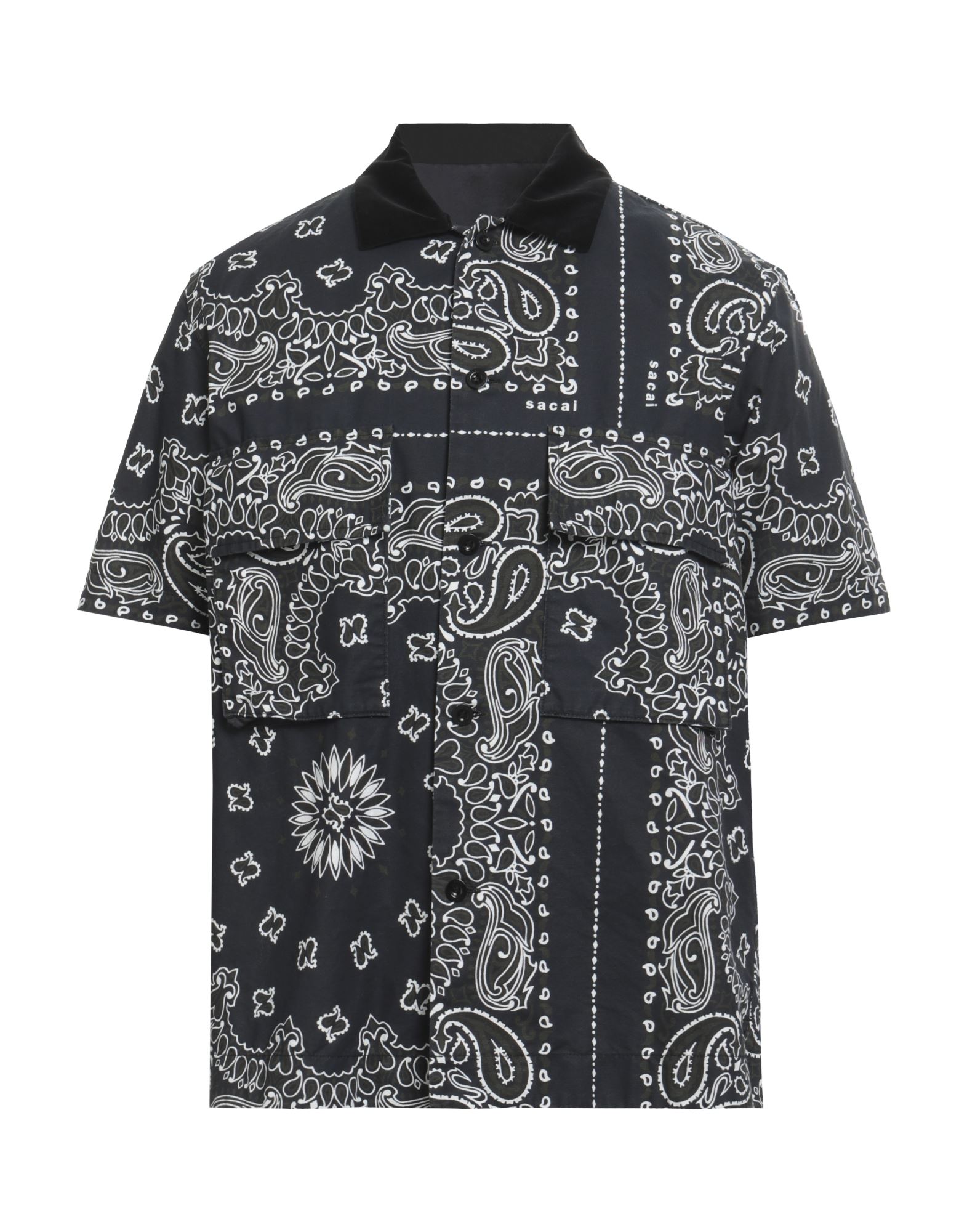 레귤러 셔츠, 포플린, 페이즐리 패턴, 벨벳 트리밍, 클래식 칼라, 쇼트 슬리브, 버튼 여밈, 포켓 2개, 사이드 슬릿 헴라인, 세탁기 세탁 또는 드라이클리닝, 표백 금지, 건조기 사용불가, 이 브랜드는 사이즈가 크게 나옵니다. 이미지