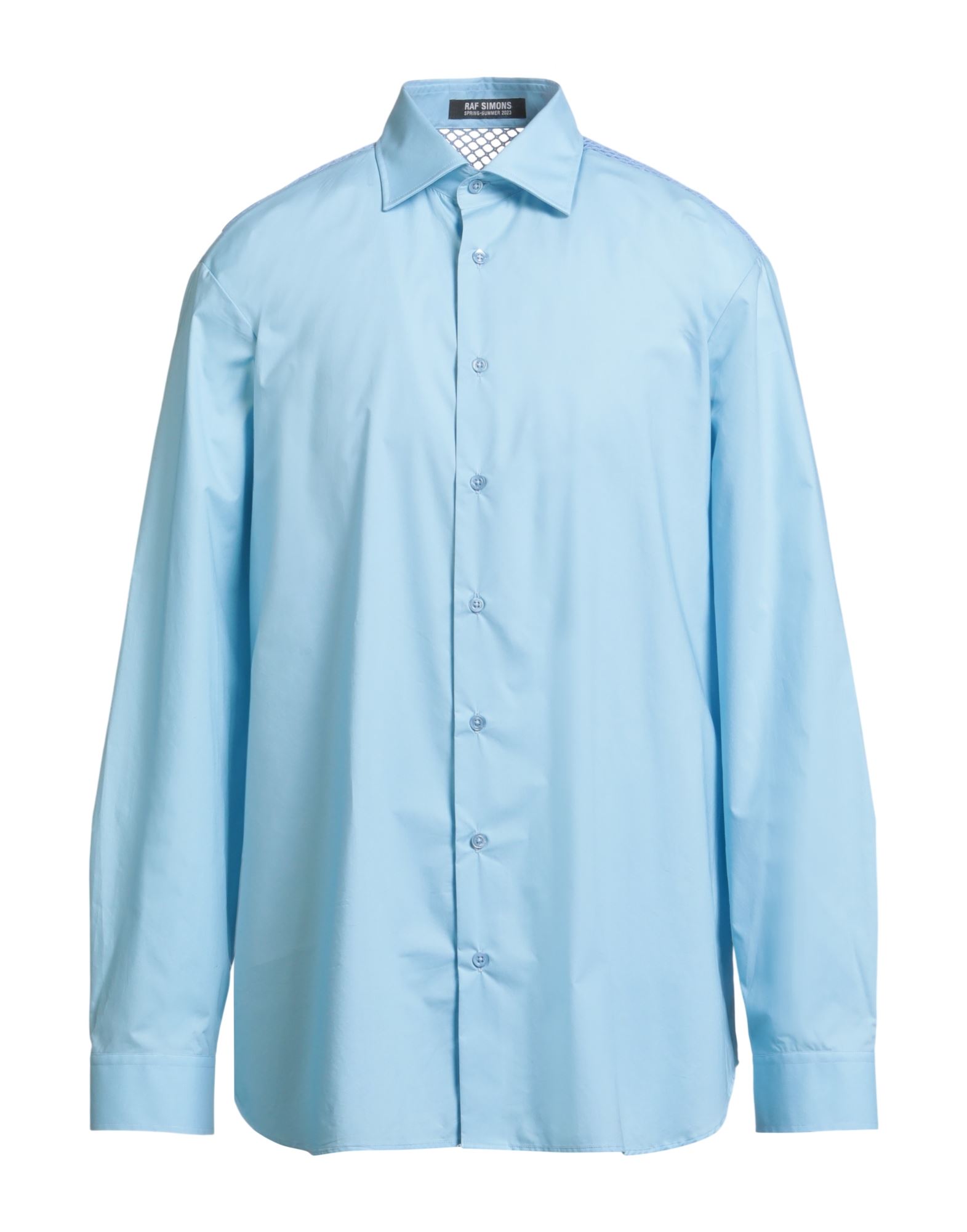 레귤러 셔츠, 포플린, 메쉬 패브릭, 솔리드 컬러, 브랜드 로고, 클래식 칼라, 롱 슬리브, 버튼 커프스, 버튼 여밈. 이미지