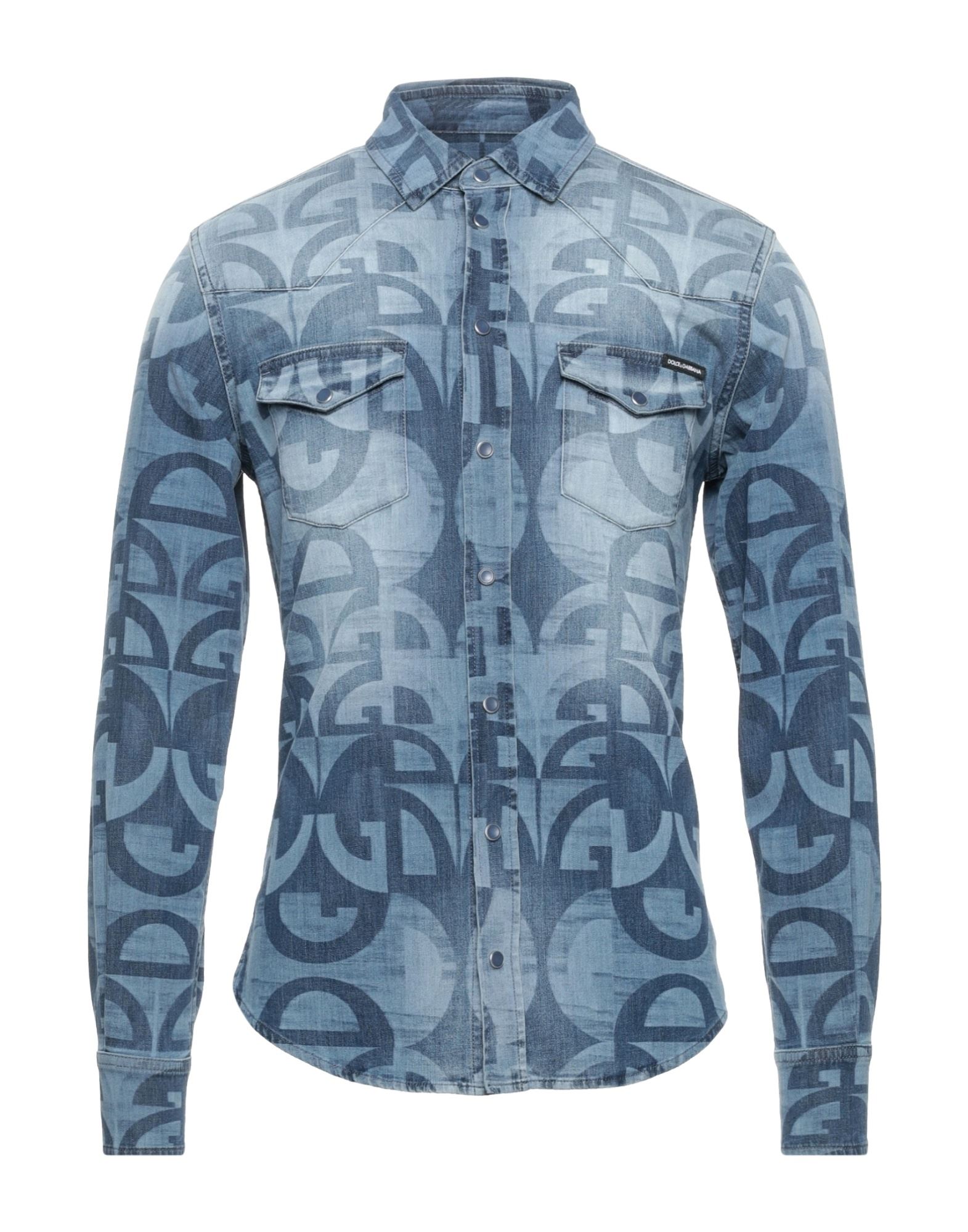 데님, 바랜 효과, 브랜드 로고, 로고 디자인, 미디엄 워싱, 클래식 칼라, 롱 슬리브, 스냅버튼 커프스, 스냅버튼, 더블 포켓, 스트레치, 라지 핏. 이미지