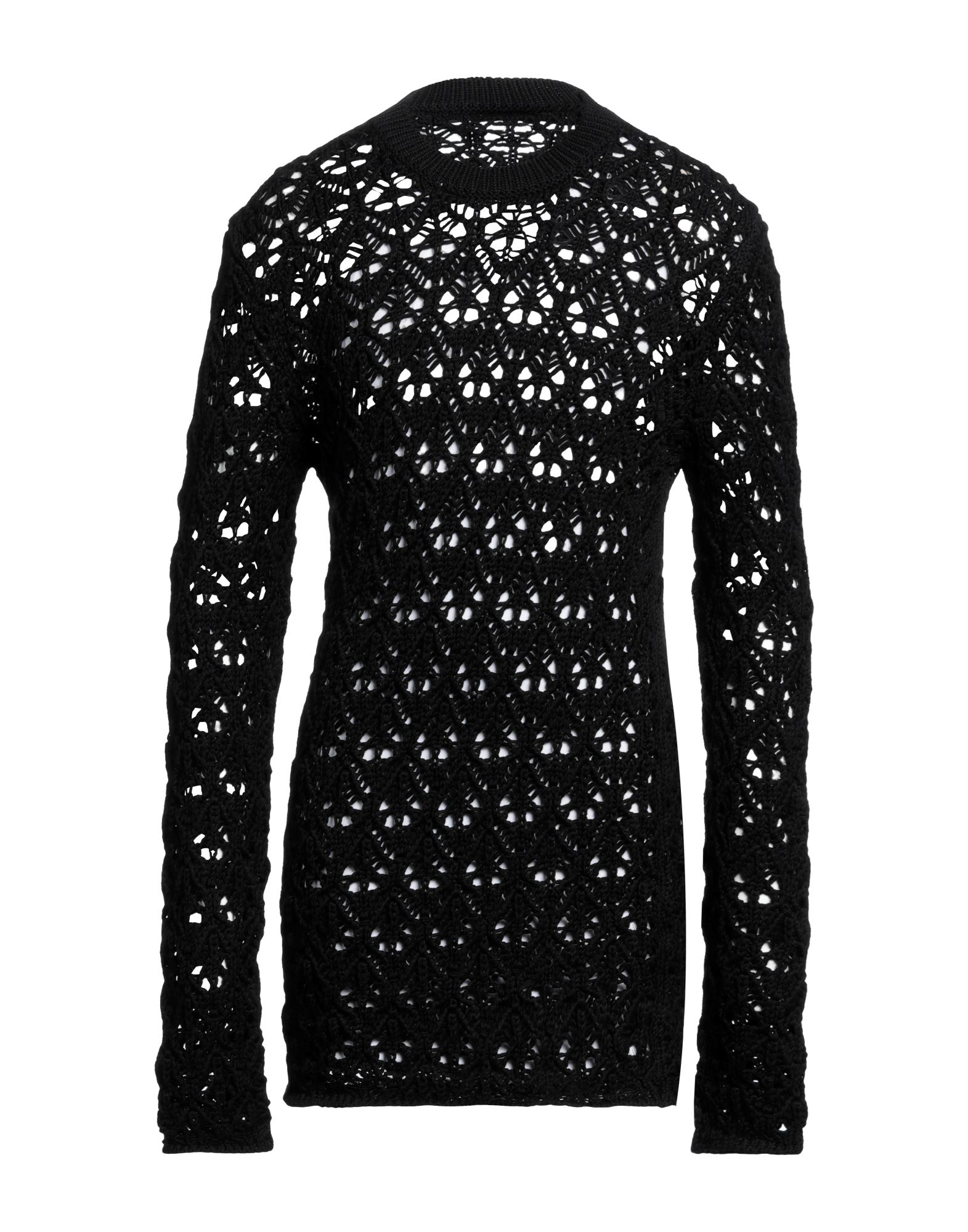 니트 소재, 헤비웨이트 니트, 브랜드 로고, 솔리드 컬러, 라운드 네크라인, 롱 슬리브, 포켓 없음, 라지 핏. 이미지