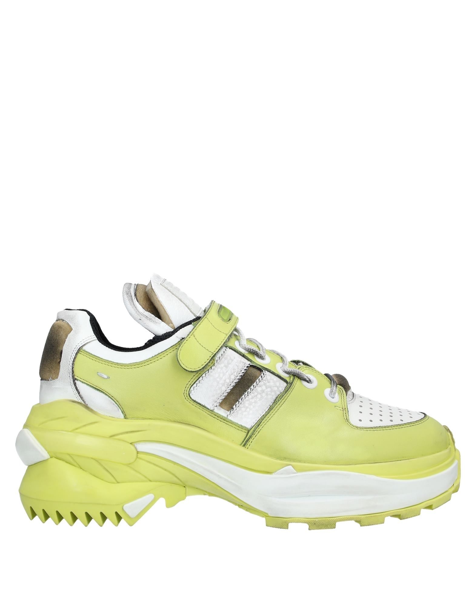 해진 효과, 로고, 투톤 패턴, 스트링, 라운드 토, 스퀘어 힐, 가죽 안감, 고무 밑창, 동물성 비섬유 자재 함유. 이미지