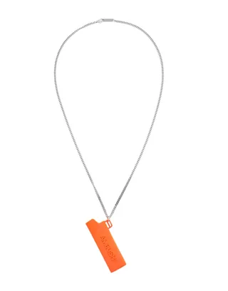 브랜드 로고, 클래스프(clasp) 클로져, 팬던트 초커. 이미지
