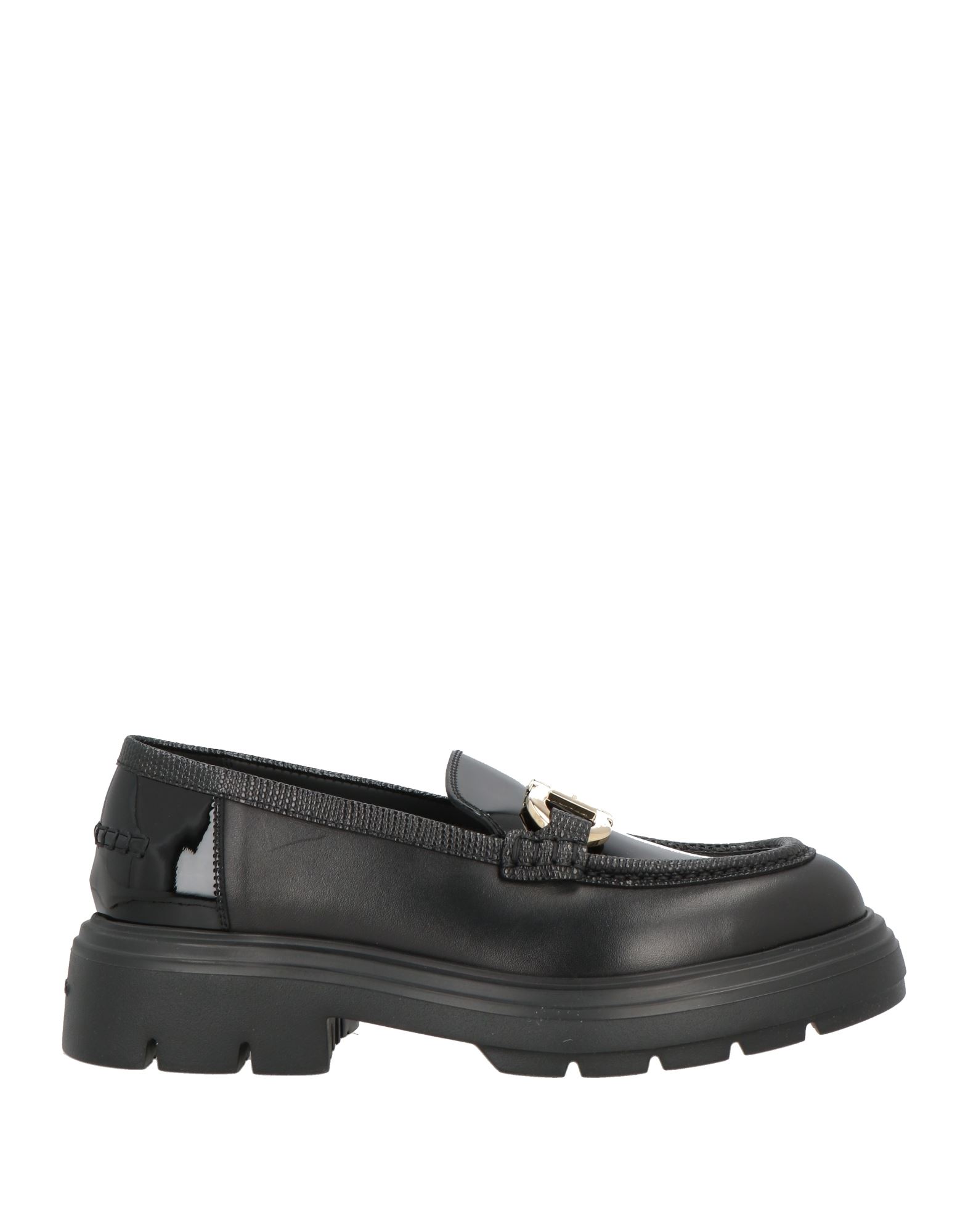 청키 로퍼, 페이턴트 가죽, 텍스처드 가죽, 브랜드 로고, 장식 효과, 장식 디테일 솔리드 컬러, 가죽 소재의 내부, 라운드 토, 로우 힐, 미끄럼방지 고무 밑창, 동물성 비섬유 자재 함유. 이미지