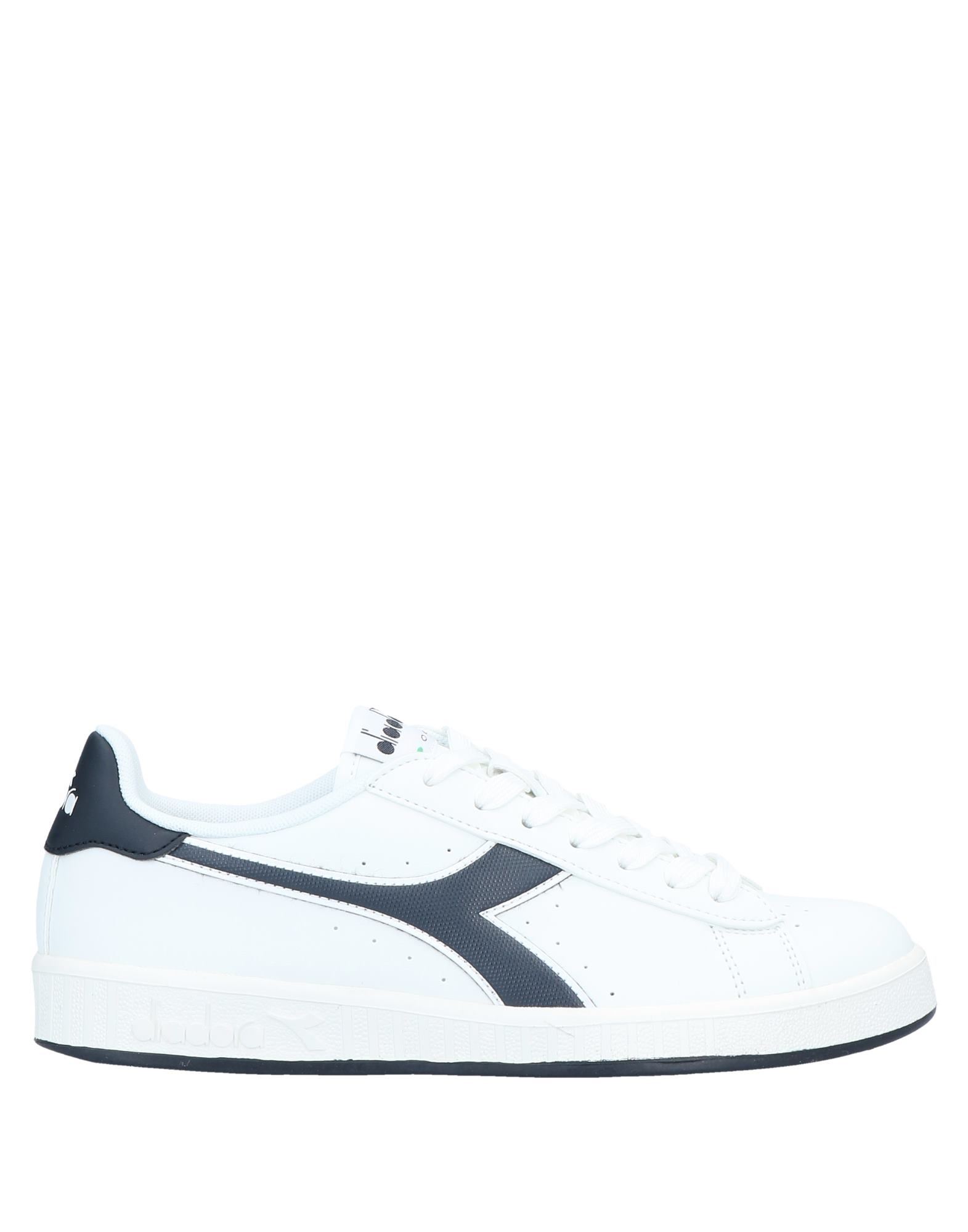 로우탑 스니커즈 & 스포츠 슈즈, 가죽, 솔리드 컬러, 브랜드 로고, 내부 테크니컬 패브릭, 레이스업 여밈, 라운드 토, 미끄럼방지 고무 밑창, 동물성 비섬유 자재 함유, 스몰 핏. 이미지