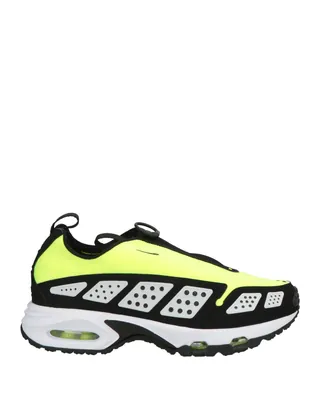 로우탑 스니커즈 & 스포츠 슈즈, nike air max, 저지, 네온 컬러, 브랜드 로고, 멀티컬러 패턴, 내부 패브릭, 지퍼 여밈, 레이스업 여밈, 라운드 토, 고무 밑창. 이미지