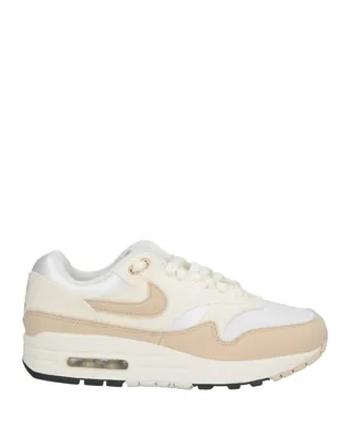 로우탑 스니커즈 & 스포츠 슈즈, nike air max, 스웨이드 효과 패브릭, 브랜드 로고, 멀티컬러 패턴, 내부 패브릭, 레이스업 여밈, 라운드 토, 고무 밑창. 이미지