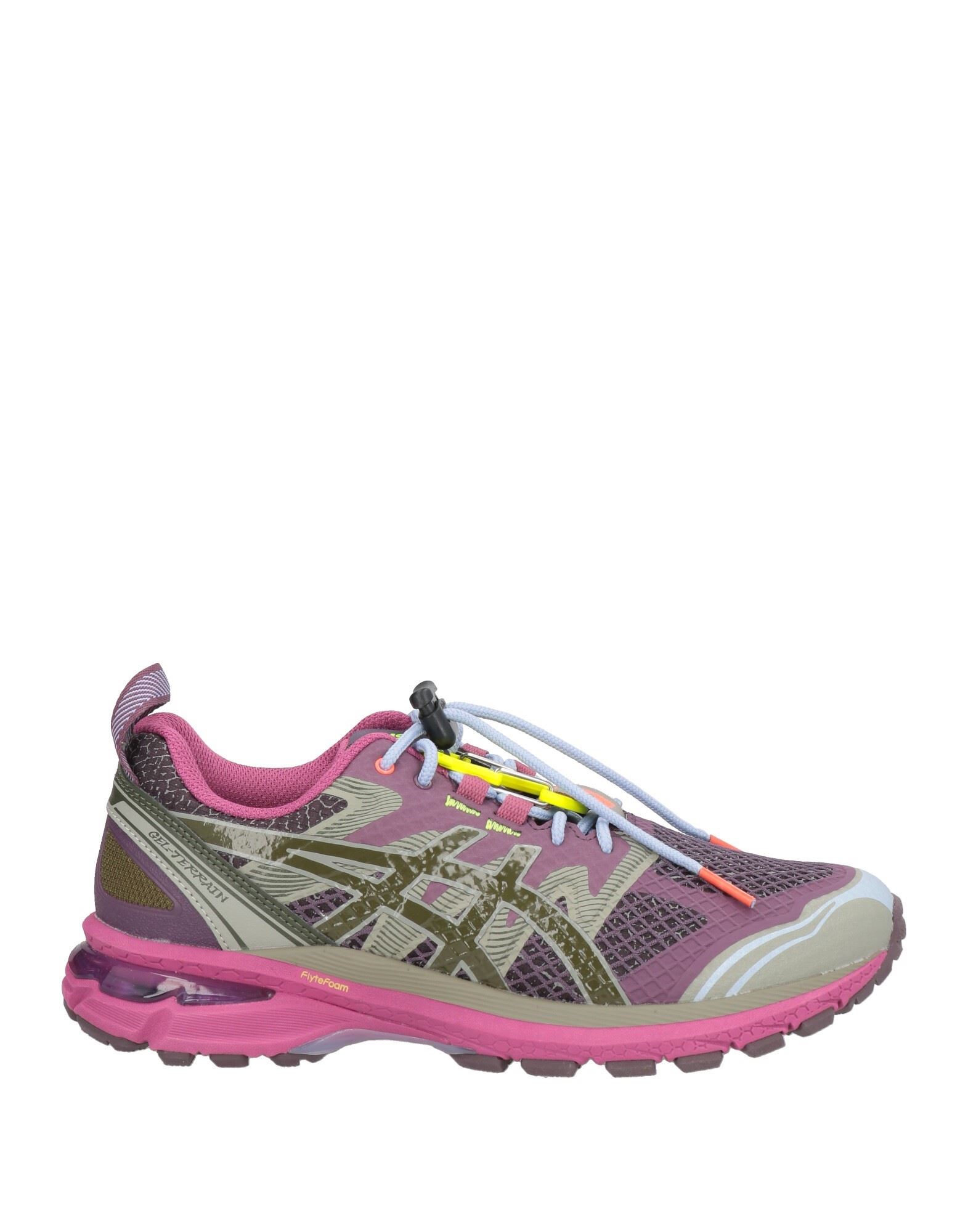 로우탑 스니커즈 & 스포츠 슈즈, 인조가죽, 테크니컬 패브릭, 멀티컬러 패턴, 브랜드 로고, 장식 효과, 내부 테크니컬 패브릭, 레이스업 여밈, 라운드 토, 미끄럼방지 고무 밑창, 스몰 핏. 이미지