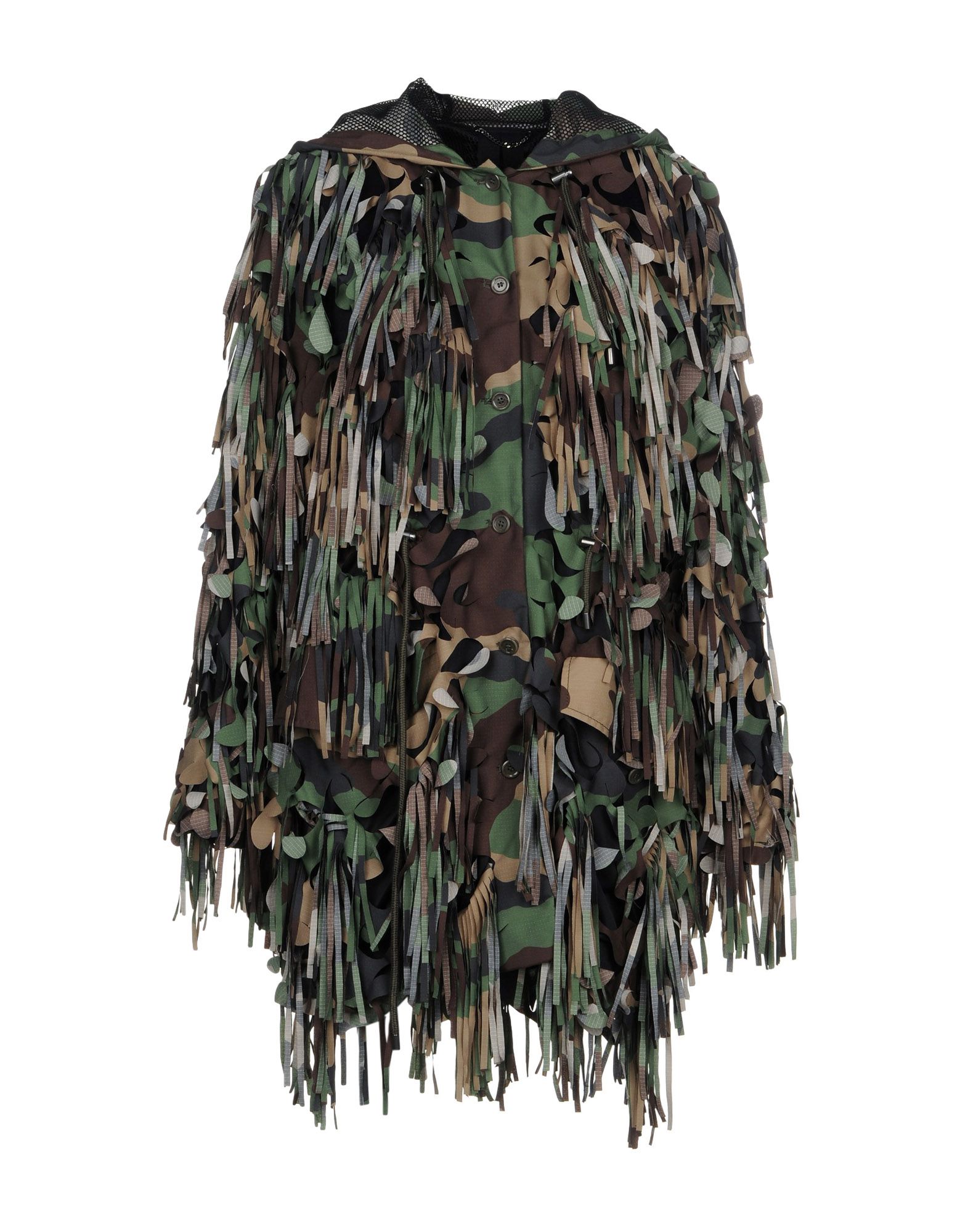 테크니컬 패브릭, 프린지, 카무플라주 패턴, 싱글브레스티드, 버튼 여밈, 라운드 네크라인, 멀티 포켓, 롱 슬리브, 안감있음, 기타 아우터웨어. 이미지