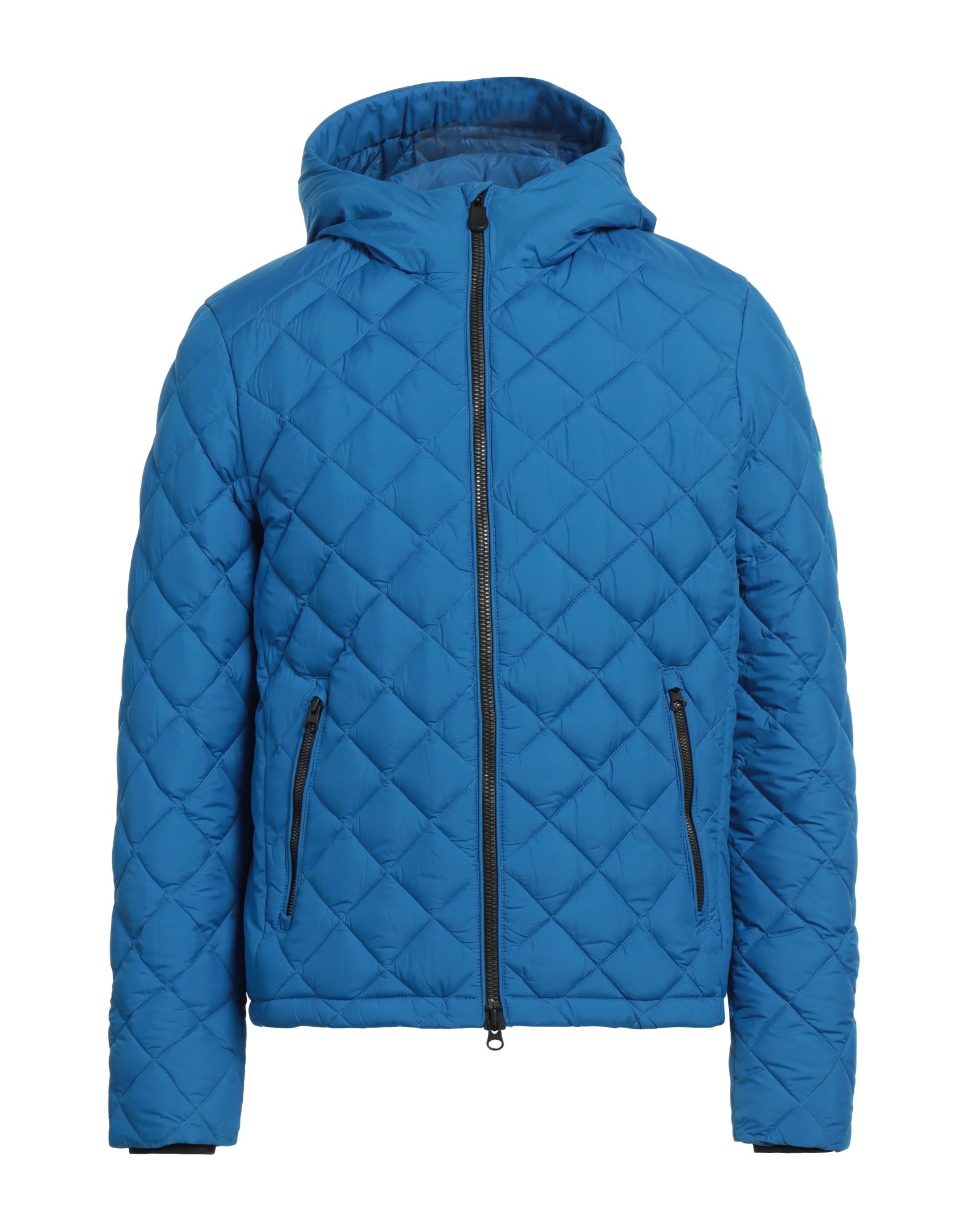 쇼트 패딩 자켓, 테크니컬 패브릭, 퀼팅, 솔리드 컬러, 브랜드 로고, 후드, 싱글브레스티드, 롱 슬리브, 합성 충전재, 지퍼 여밈, 멀티 포켓, 드로스트링 헴라인, 드라이클리닝 금지, 표백 금지, 건조기 사용불가. 이미지