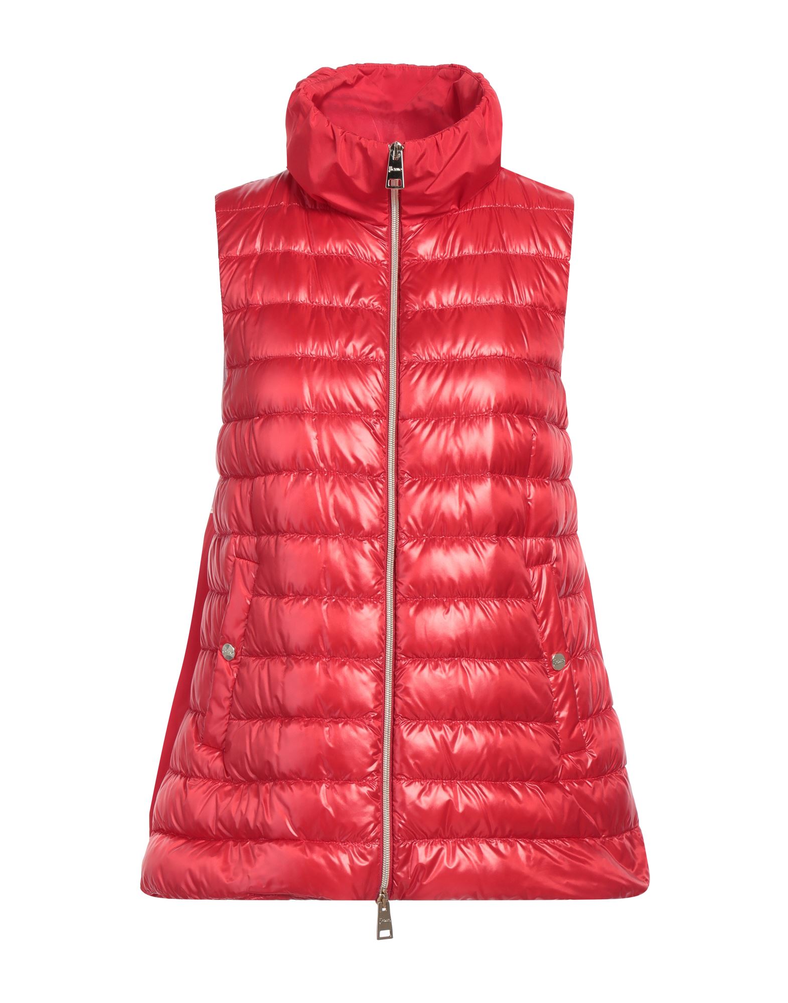 테크니컬 패브릭, 퀼팅, 솔리드 컬러, 브랜드 로고, 터틀넥, 싱글브레스티드, 슬리브리스, 구스 다운 내장, 지퍼 여밈, 멀티 포켓, 동물성 비섬유 자재 함유, 드라이클리닝, 표백 금지, 건조기 사용불가. 이미지