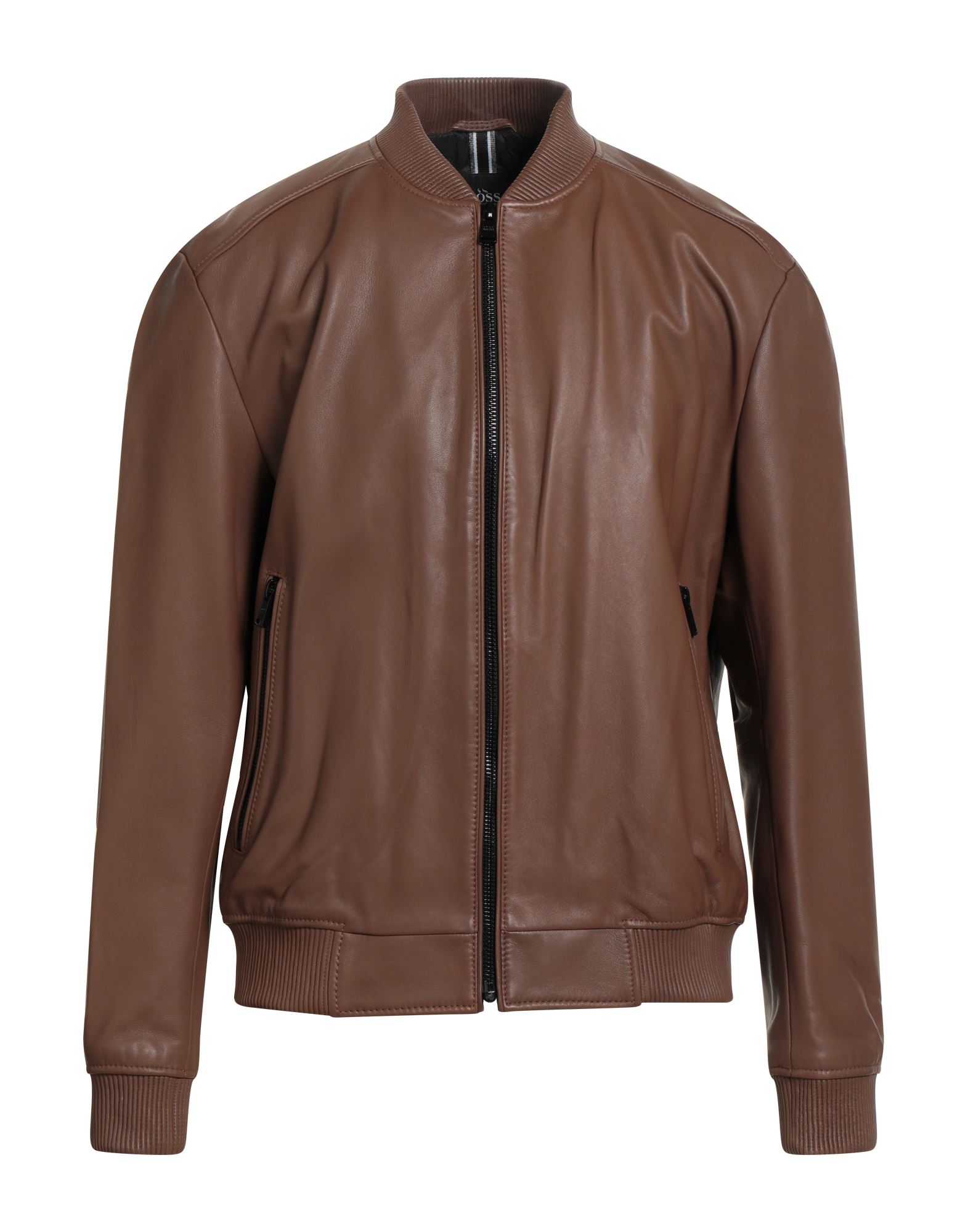 보머 자켓, 가죽, 솔리드 컬러, 브랜드 로고, 비브 오버롤 네크라인, 롱 슬리브, 안감있음, 지퍼 여밈, 지퍼 포켓, 동물성 비섬유 자재 함유, 전문 세탁 또는 드라이클리닝, 표백 금지, 건조기 사용불가, 다림질 금지. 이미지