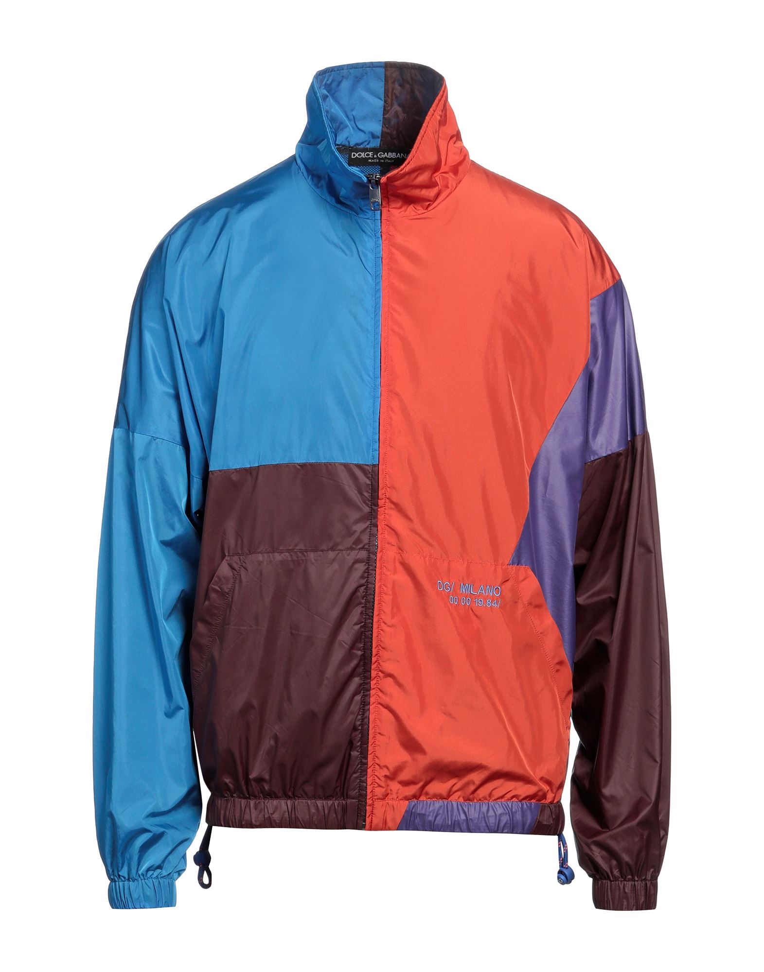 테크니컬 패브릭, 브랜드 로고, 멀티컬러 패턴, 터틀넥, 싱글브레스티드, 롱 슬리브, 안감있음, 멀티 포켓, 윈드브레이커 스타일. 이미지