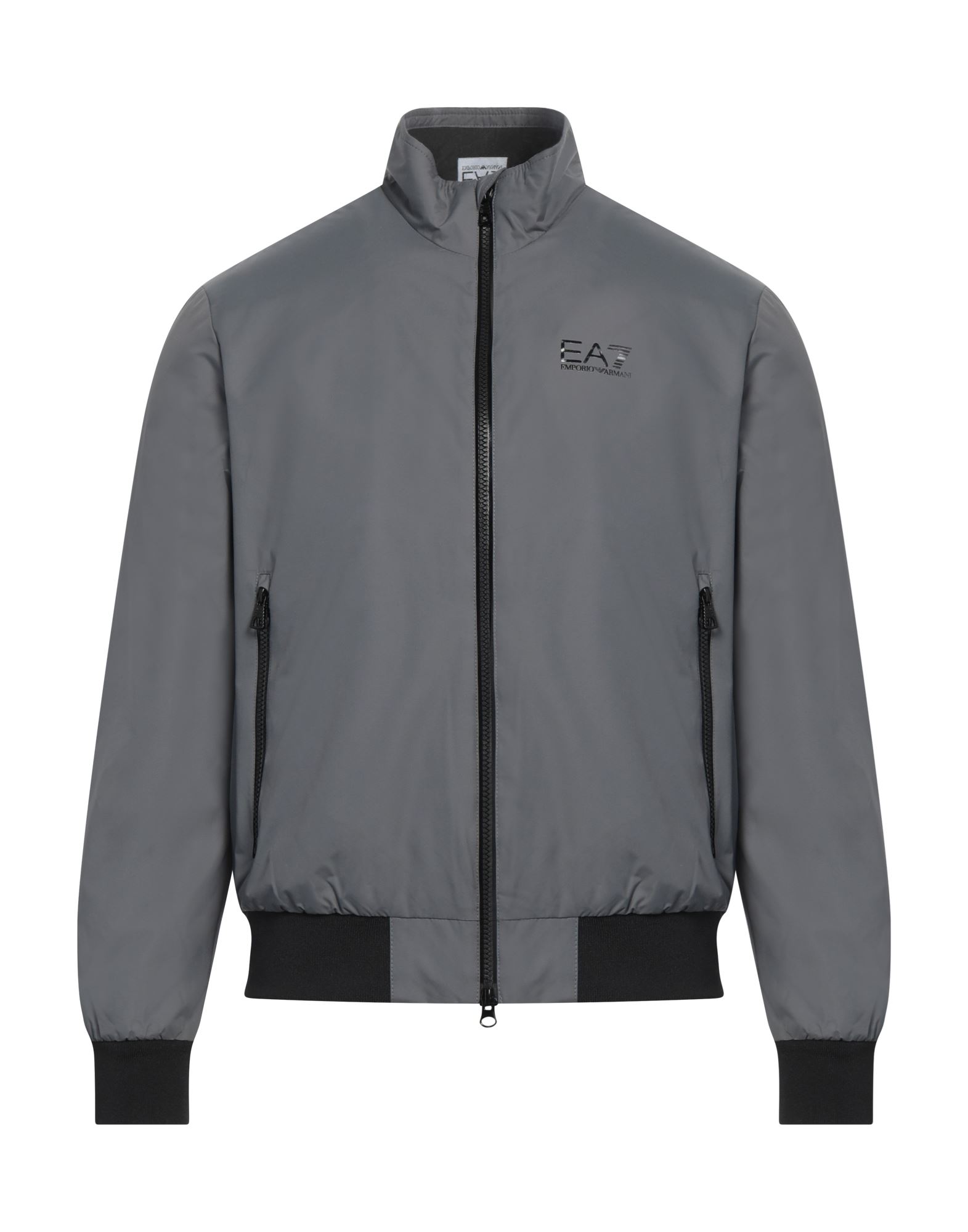 캐주얼 자켓, 테크니컬 패브릭, 니트 트리밍, 브랜드 로고, 솔리드 컬러, 터틀넥, 싱글브레스티드, 롱 슬리브, 파일 소재 내부, 지퍼 여밈, 지퍼 포켓, 세탁기로 세탁, 표백 금지, 건조기 사용불가, 다림질 금지. 이미지