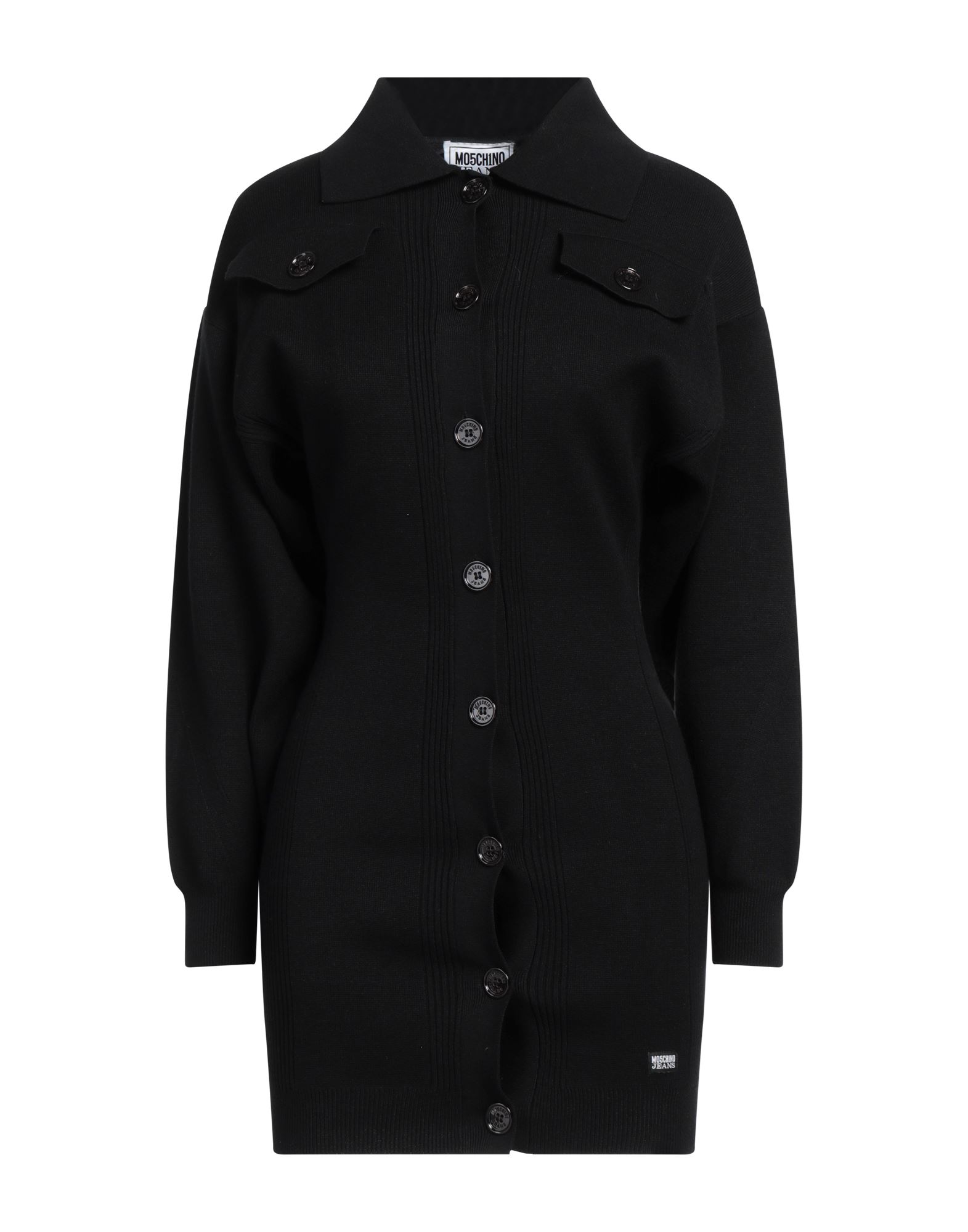 바디콘 드레스, 니트 소재, 라이트웨이트 니트, 솔리드 컬러, 브랜드 로고, 클래식 칼라, 롱 슬리브, 안감없음, 버튼 여밈, 페이크 포켓, 손세탁 또는 드라이클리닝, 표백 금지, 건조기 사용불가. 이미지