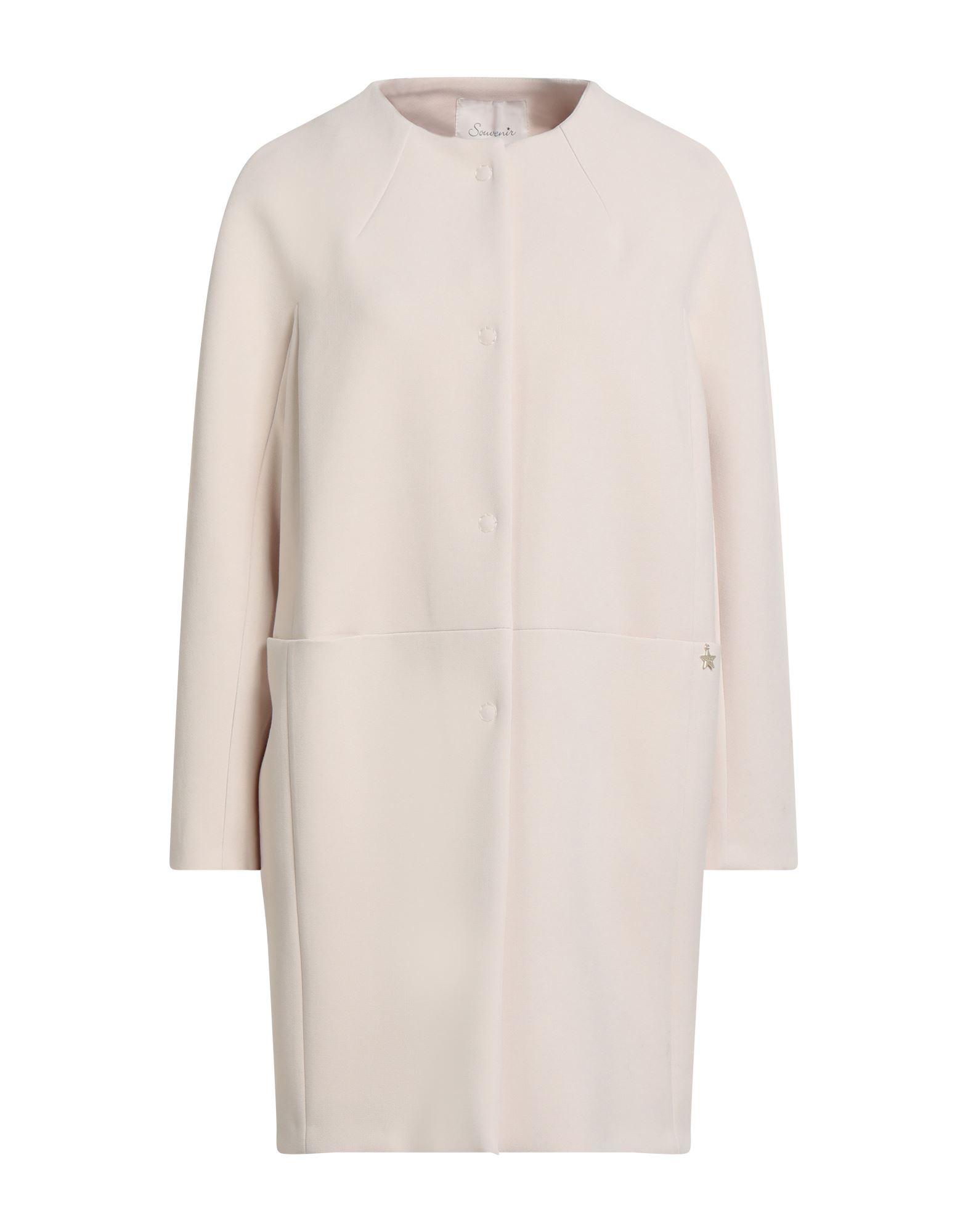 싱글 브레스티드 코트, 우븐, 솔리드 컬러, 브랜드 로고, 크루넥, 롱 슬리브, 안감있음, 스냅버튼 여밈, 멀티 포켓, 스트레치, 드라이클리닝, 표백 금지, 건조기 사용불가. 이미지