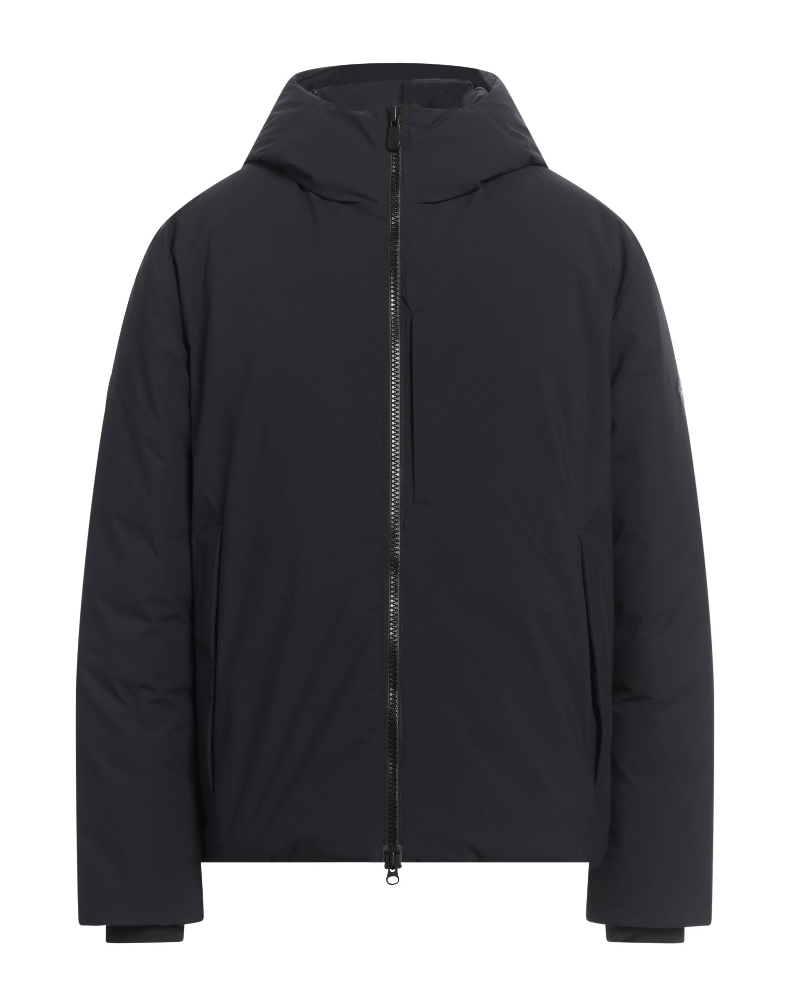 쇼트 패딩 자켓, 테크니컬 패브릭, 솔리드 컬러, 장식 부착 없음, 후드, 싱글브레스티드, 롱 슬리브, 합성 충전재, 지퍼 여밈, 멀티 포켓, 세탁기로 세탁, 표백 금지, 건조기 사용불가, 다림질 금지. 이미지