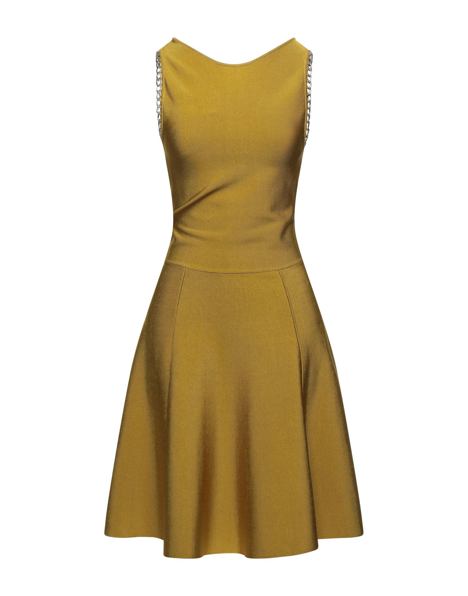 니트 소재, 메탈 디테일, 솔리드 컬러, 라운드 네크라인, 슬리브리스, 포켓 없음, 뒤여밈, κλείσιμο με φερμουάρ, 안감없음. 이미지