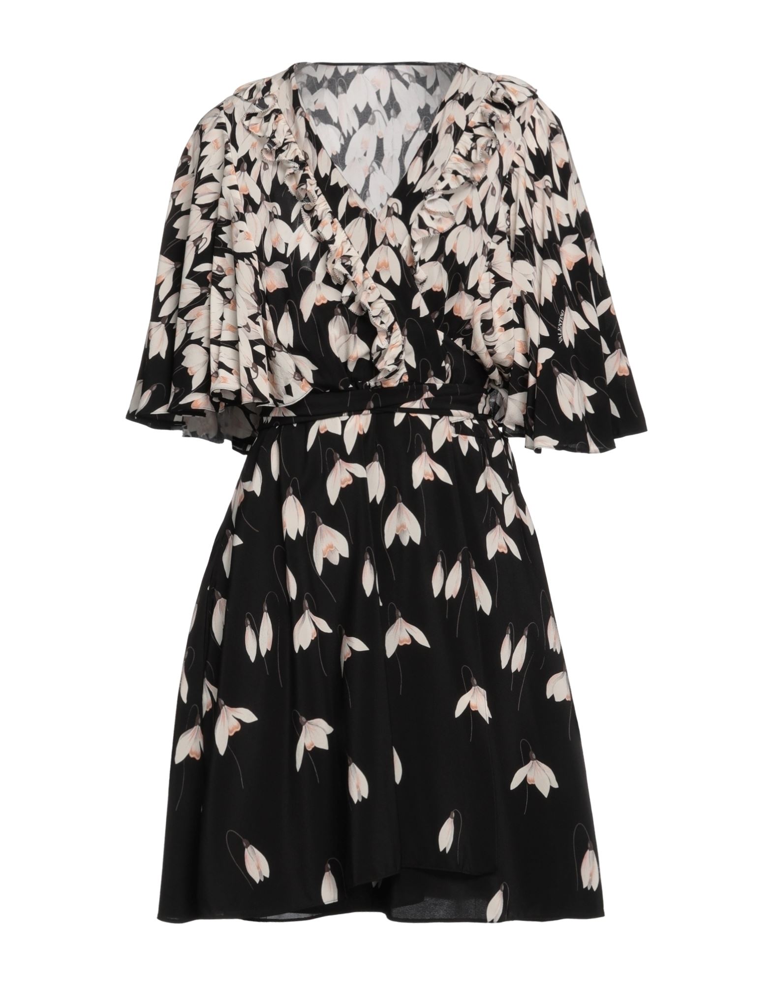 크레이프, 러플, 벨트, 플로럴 모티브, 딥 네크라인, 쇼트 슬리브, 슬립 내장, 셀프타이/스트링 여밈, 멀티 포켓, 스트레치, 트라페즈 스커트. 이미지