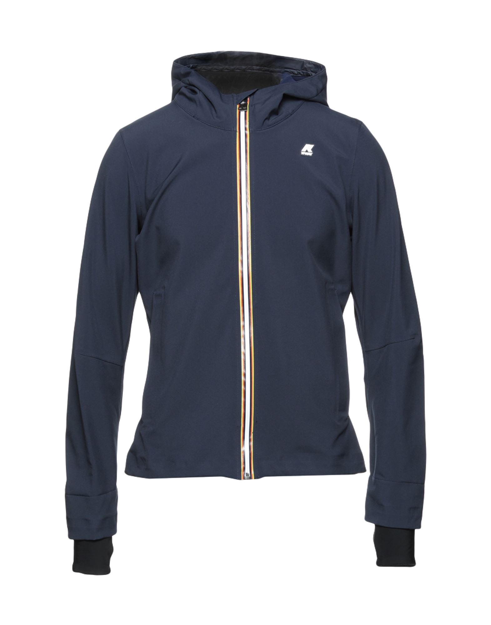 테크니컬 패브릭, 브랜드 로고, 솔리드 컬러, 후드, 싱글브레스티드, 롱 슬리브, 썸 홀 커프스, 파일 소재 내부, κλείσιμο με φερμουάρ, 멀티 포켓, 지퍼 포켓, 드로스트링 헴라인, 방수. 이미지