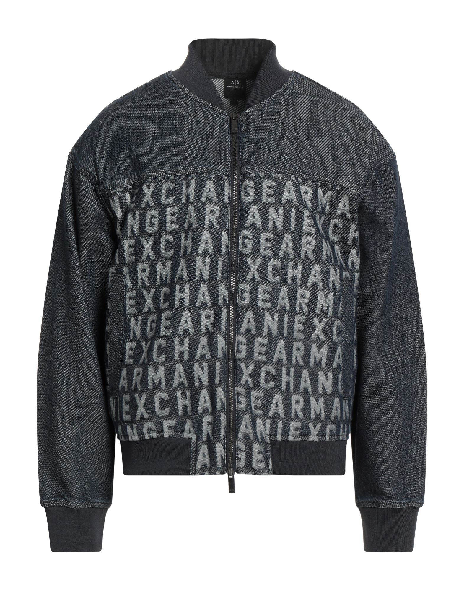 데님 보머 자켓, 데님, 자카드, 로고 디자인, 브랜드 로고, 다크 워싱, 크루넥, 싱글브레스티드, 롱 슬리브, 안감없음, 지퍼 여밈, 슬릿 포켓, 세탁기로 세탁, 표백 금지, 건조기 사용불가. 이미지