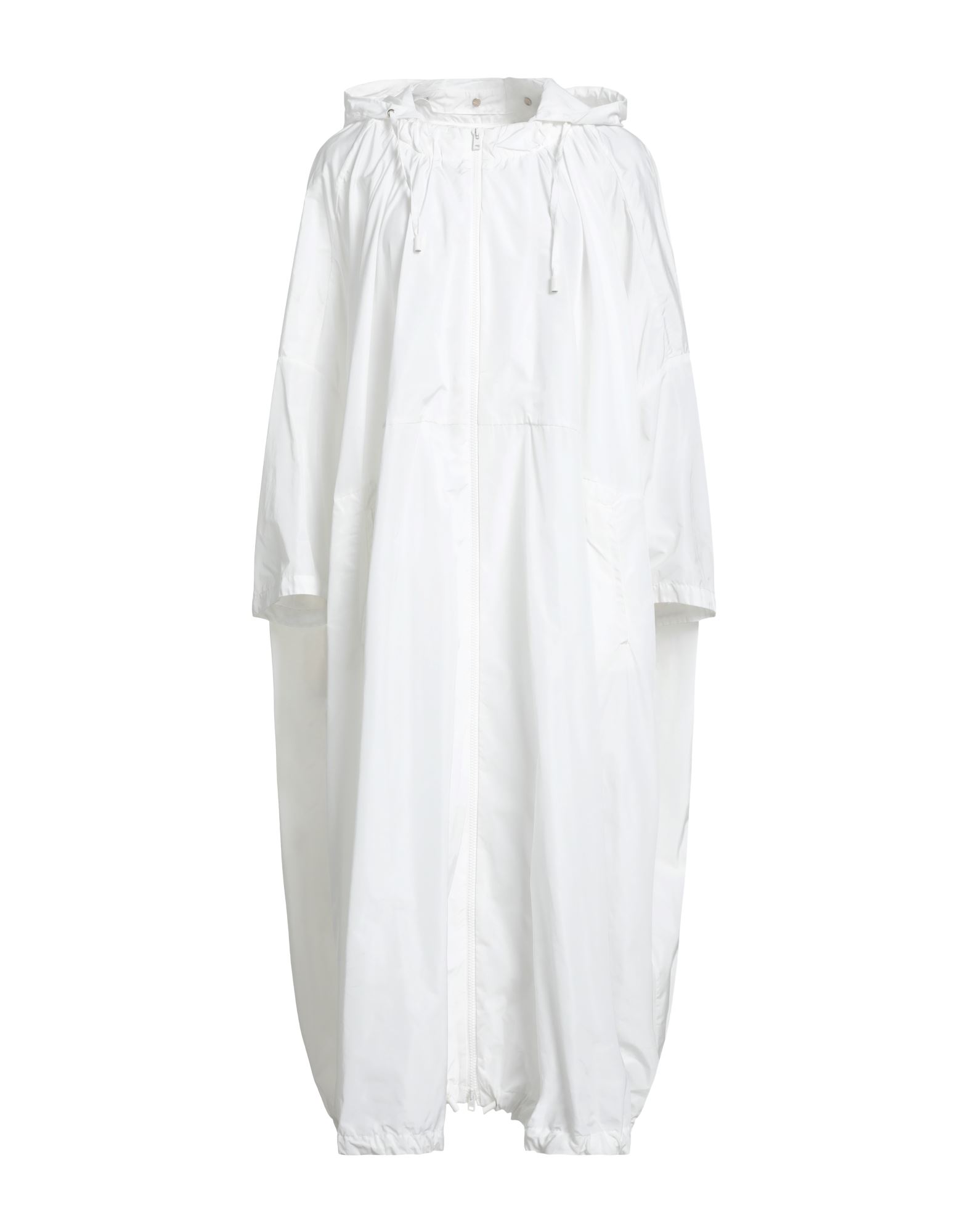 레인코트, 테크니컬 패브릭, 장식 부착 없음, 솔리드 컬러, 후드, 롱 슬리브, 안감없음, 지퍼 여밈, 슬릿 포켓, 드라이클리닝, 표백 금지, 건조기 사용불가. 이미지